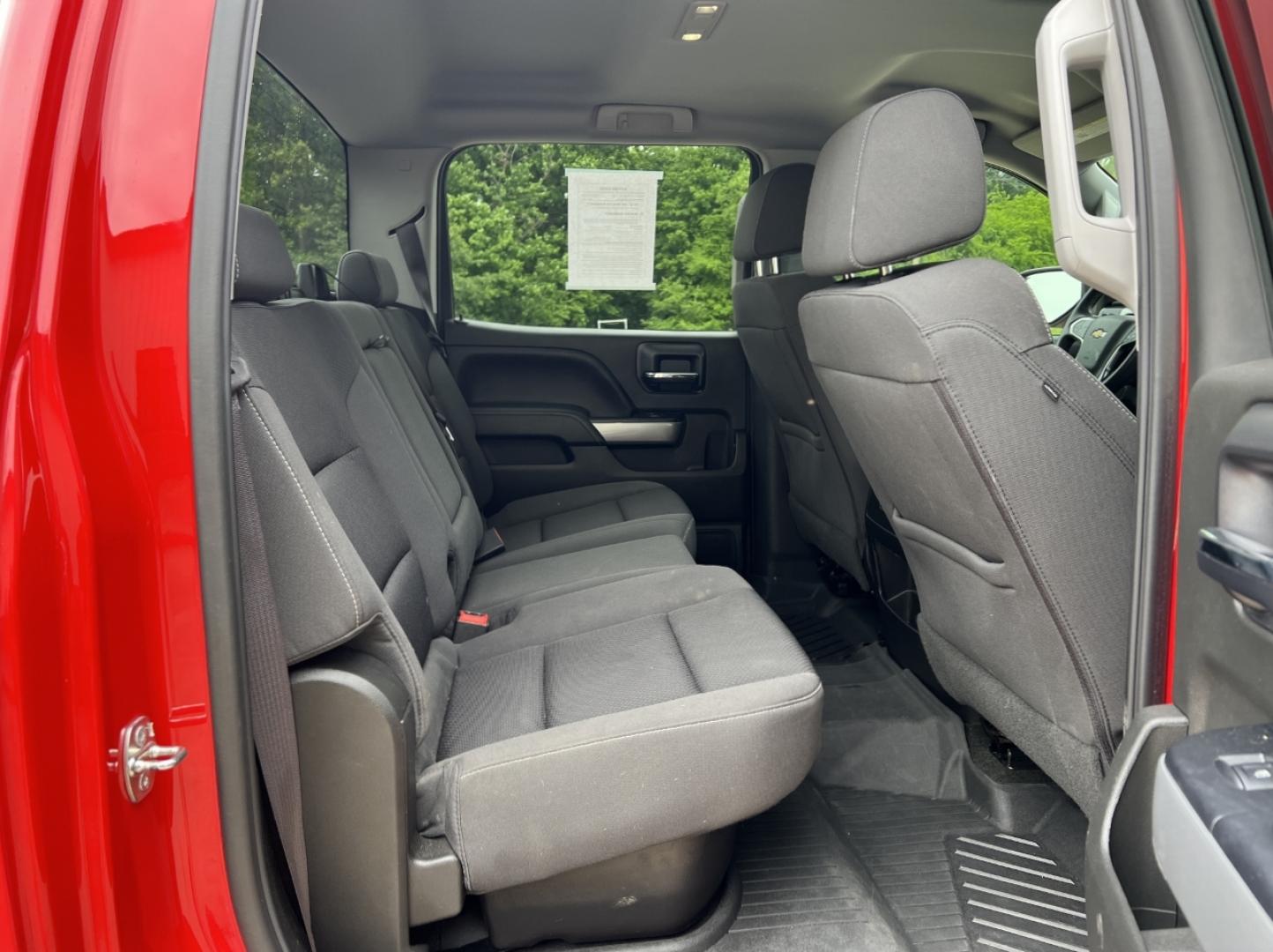 2017 RED /Gray Cloth Chevrolet Silverado 1500 LT Crew Cab 4WD (3GCUKREC1HG) with an 5.3L V8 engine, Automatic transmission, located at 506 S. Kingshighway, Cape Girardeau, MO, 63703, (573) 235-5000, 37.294994, -89.556206 - 2017 Chevrolet Silverado 1500 LT 77xxx miles 4x4 5.3L V8 Automatic Navigation Backup Camera Power Driver Seat Heated Seats Bluetooth Remote Start Cruise Power Windows/Locks/Mirrors We have financing available and we accept trades! Fill out a credit application on our website or come by - Photo#20