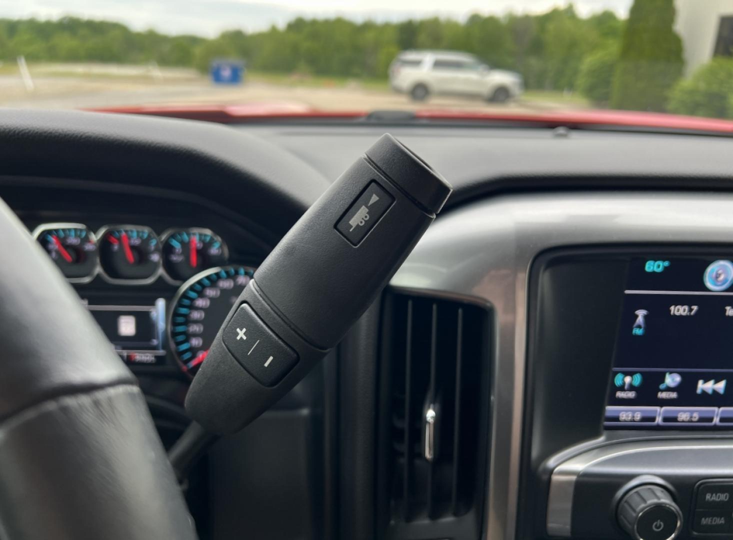 2017 RED /Gray Cloth Chevrolet Silverado 1500 LT Crew Cab 4WD (3GCUKREC1HG) with an 5.3L V8 engine, Automatic transmission, located at 506 S. Kingshighway, Cape Girardeau, MO, 63703, (573) 235-5000, 37.294994, -89.556206 - 2017 Chevrolet Silverado 1500 LT 77xxx miles 4x4 5.3L V8 Automatic Navigation Backup Camera Power Driver Seat Heated Seats Bluetooth Remote Start Cruise Power Windows/Locks/Mirrors We have financing available and we accept trades! Fill out a credit application on our website or come by - Photo#24