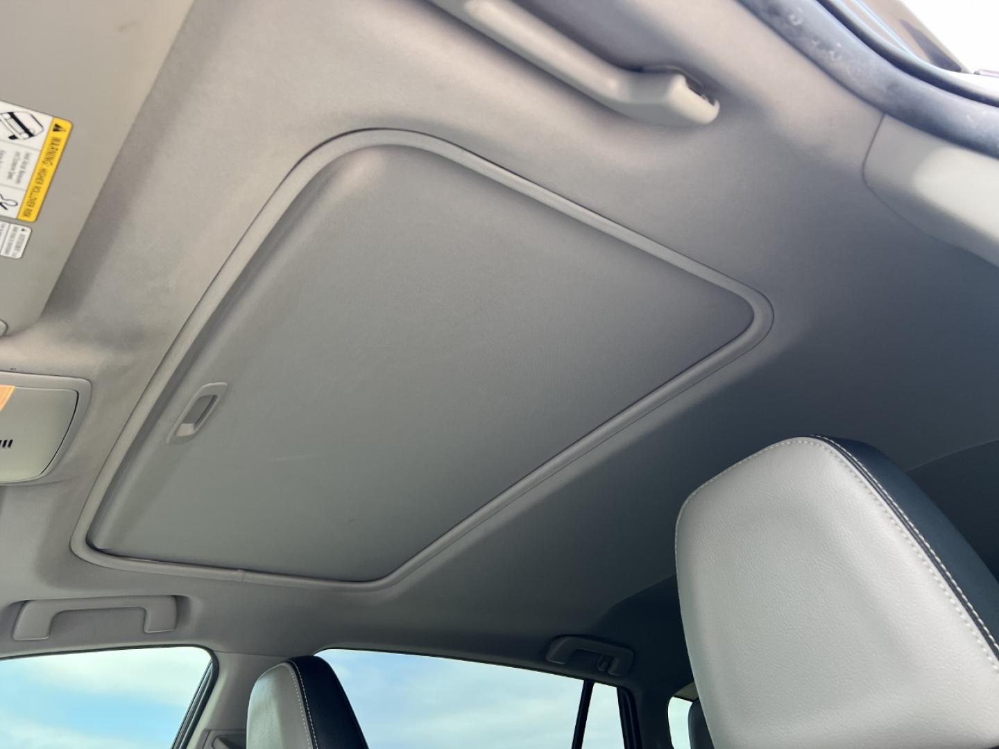 2017 GRAY /Tan Leather Toyota RAV4 Limited AWD (JTMDFREV6HJ) with an 2.5L 4 Cyl. engine, Automatic transmission, located at 506 S. Kingshighway, Cape Girardeau, MO, 63703, (573) 235-5000, 37.294994, -89.556206 - 2017 Toyota RAV4 Limited 158xxx miles All Wheel Drive 2.5L 4 Cyl. Automatic Leather Navigation Backup Camera Power Driver Seat Heated Seats Sunroof Bluetooth Cruise Power Windows/Locks/Mirrors We have financing available and we accept trades! Fill out a credit application on our websit - Photo#5