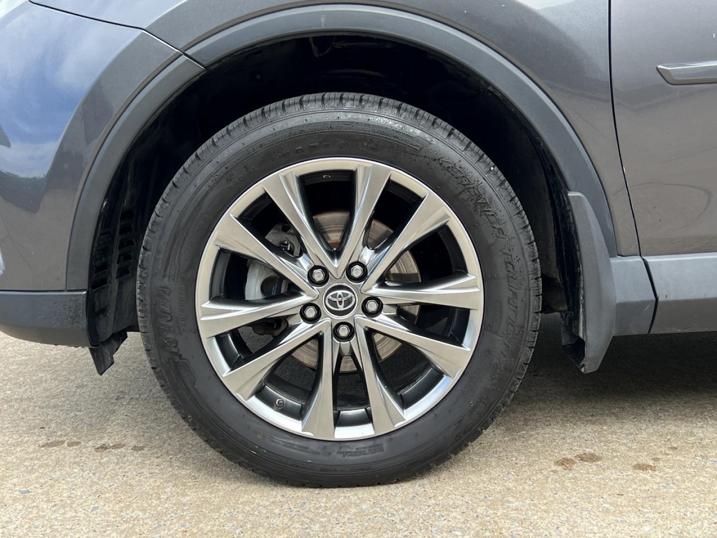 2017 GRAY /Tan Leather Toyota RAV4 Limited AWD (JTMDFREV6HJ) with an 2.5L 4 Cyl. engine, Automatic transmission, located at 506 S. Kingshighway, Cape Girardeau, MO, 63703, (573) 235-5000, 37.294994, -89.556206 - 2017 Toyota RAV4 Limited 158xxx miles All Wheel Drive 2.5L 4 Cyl. Automatic Leather Navigation Backup Camera Power Driver Seat Heated Seats Sunroof Bluetooth Cruise Power Windows/Locks/Mirrors We have financing available and we accept trades! Fill out a credit application on our websit - Photo#36