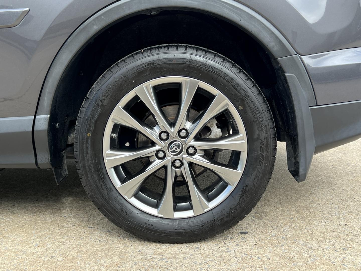 2017 GRAY /Tan Leather Toyota RAV4 Limited AWD (JTMDFREV6HJ) with an 2.5L 4 Cyl. engine, Automatic transmission, located at 506 S. Kingshighway, Cape Girardeau, MO, 63703, (573) 235-5000, 37.294994, -89.556206 - 2017 Toyota RAV4 Limited 158xxx miles All Wheel Drive 2.5L 4 Cyl. Automatic Leather Navigation Backup Camera Power Driver Seat Heated Seats Sunroof Bluetooth Cruise Power Windows/Locks/Mirrors We have financing available and we accept trades! Fill out a credit application on our websit - Photo#38