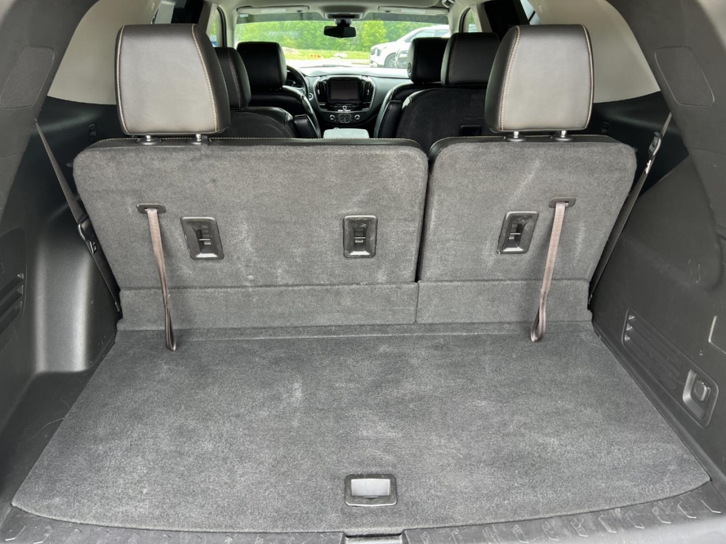 2019 GRAY /Black Leather Chevrolet Traverse RS (1GNERJKX9KJ) with an 2.0L 4 Cyl. TURBO engine, Automatic transmission, located at 506 S. Kingshighway, Cape Girardeau, MO, 63703, (573) 235-5000, 37.294994, -89.556206 - 2019 Chevrolet Traverse RS 1-Owner 96xxx miles Front Wheel Drive 2.0L 4 Cyl. Automatic Leather 3rd Row Navigation Backup Camera Power/Heated Seats Bluetooth Remote Start Cruise Power Windows/Locks/Mirrors We have financing available and we accept trades! Fill out a credit application - Photo#22