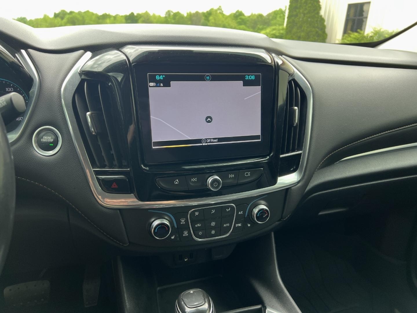 2019 GRAY /Black Leather Chevrolet Traverse RS (1GNERJKX9KJ) with an 2.0L 4 Cyl. TURBO engine, Automatic transmission, located at 506 S. Kingshighway, Cape Girardeau, MO, 63703, (573) 235-5000, 37.294994, -89.556206 - 2019 Chevrolet Traverse RS 1-Owner 96xxx miles Front Wheel Drive 2.0L 4 Cyl. Automatic Leather 3rd Row Navigation Backup Camera Power/Heated Seats Bluetooth Remote Start Cruise Power Windows/Locks/Mirrors We have financing available and we accept trades! Fill out a credit application - Photo#27