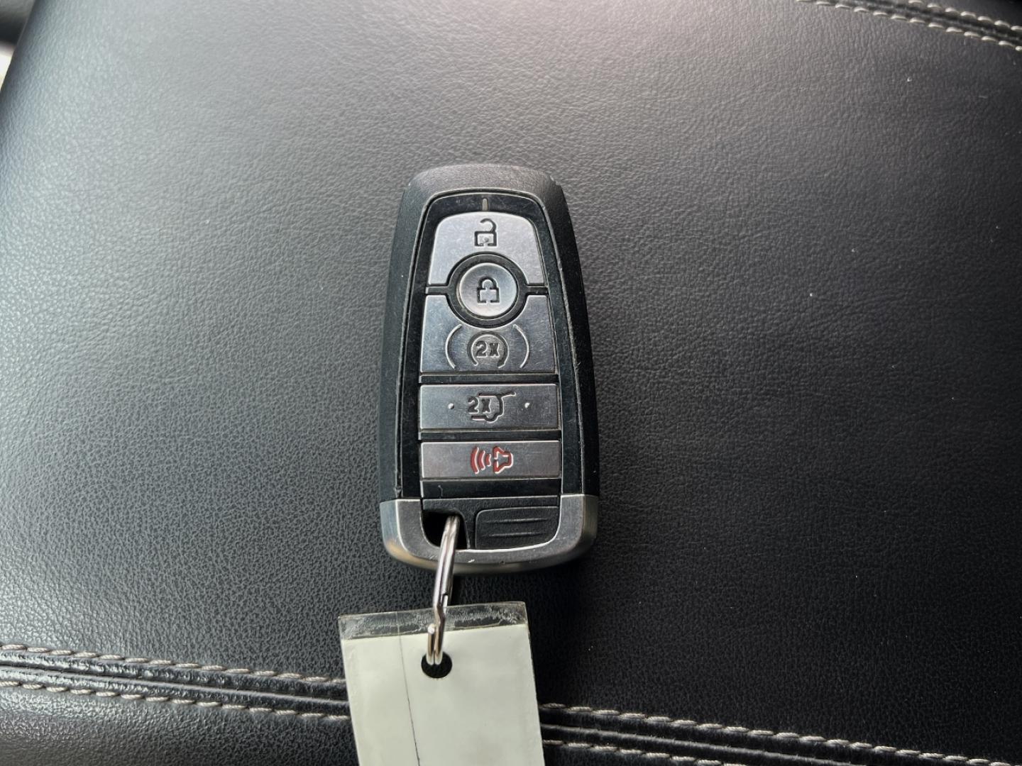 2020 SILVER /Black Leather Ford Explorer XLT 2WD (1FMSK7DHXLG) with an 2.3L 4 Cyl. engine, Automatic transmission, located at 506 S. Kingshighway, Cape Girardeau, MO, 63703, (573) 235-5000, 37.294994, -89.556206 - 2020 Ford Explorer XLT Local 1-Owner 87xxx miles Rear Wheel Drive 2.3L 4 Cyl. Automatic Leather 3rd Row Backup Camera Bluetooth Remote Start Cruise Power Windows/Locks/Mirrors We have financing available and we accept trades! Fill out a credit application on our website or come by today - Photo#4
