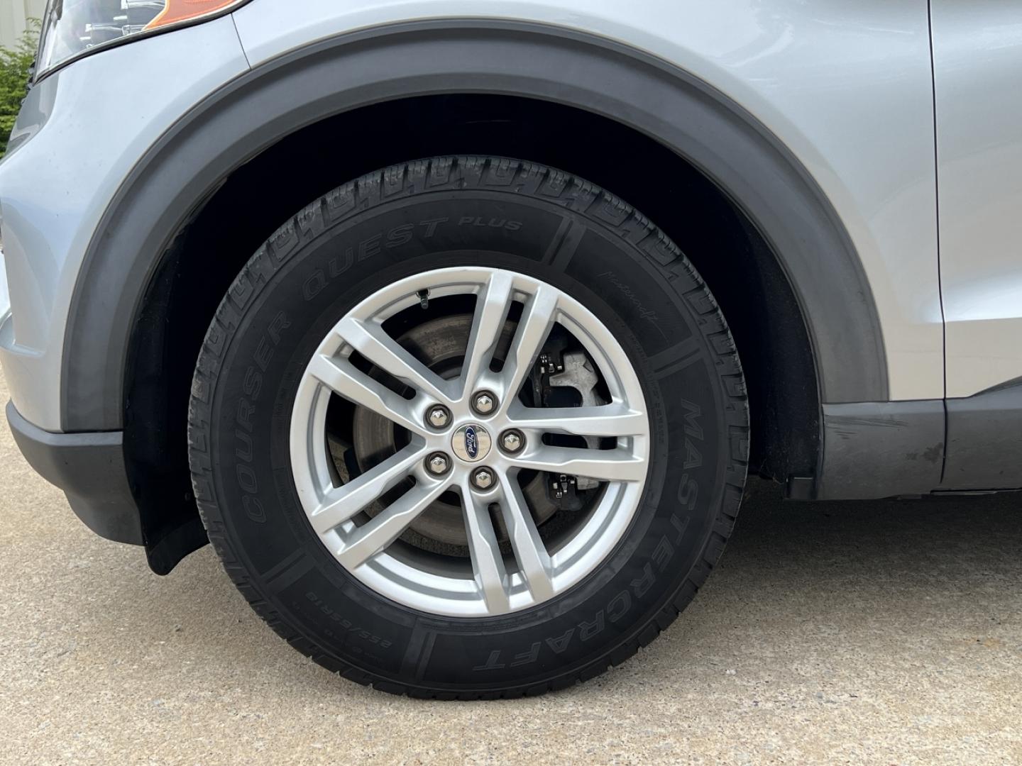 2020 SILVER /Black Leather Ford Explorer XLT 2WD (1FMSK7DHXLG) with an 2.3L 4 Cyl. engine, Automatic transmission, located at 506 S. Kingshighway, Cape Girardeau, MO, 63703, (573) 235-5000, 37.294994, -89.556206 - 2020 Ford Explorer XLT Local 1-Owner 87xxx miles Rear Wheel Drive 2.3L 4 Cyl. Automatic Leather 3rd Row Backup Camera Bluetooth Remote Start Cruise Power Windows/Locks/Mirrors We have financing available and we accept trades! Fill out a credit application on our website or come by today - Photo#37
