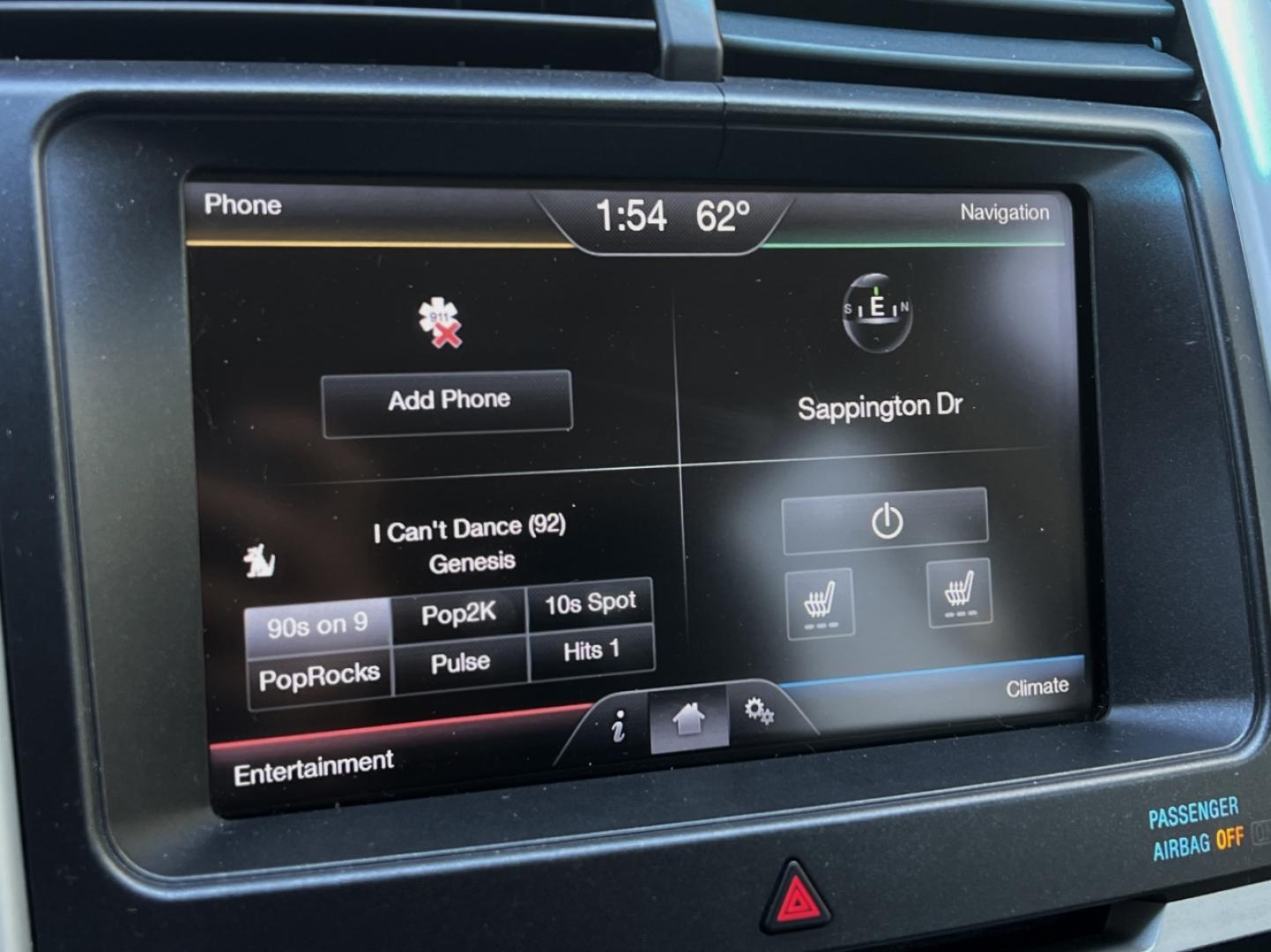 2014 WHITE /Black Leather Ford Edge Sport AWD (2FMDK4AK7EB) with an 3.7L V6 engine, Automatic transmission, located at 506 S. Kingshighway, Cape Girardeau, MO, 63703, (573) 235-5000, 37.294994, -89.556206 - 2014 Ford Edge Sport 138xxx miles All Wheel Drive 3.7L V6 Automatic Leather Navigation Backup Camera Power/Heated Seats Sunroof Bluetooth Remote Start Cruise Power Windows/Locks/Mirrors We have financing available and we accept trades! Fill out a credit application on our website or co - Photo#3