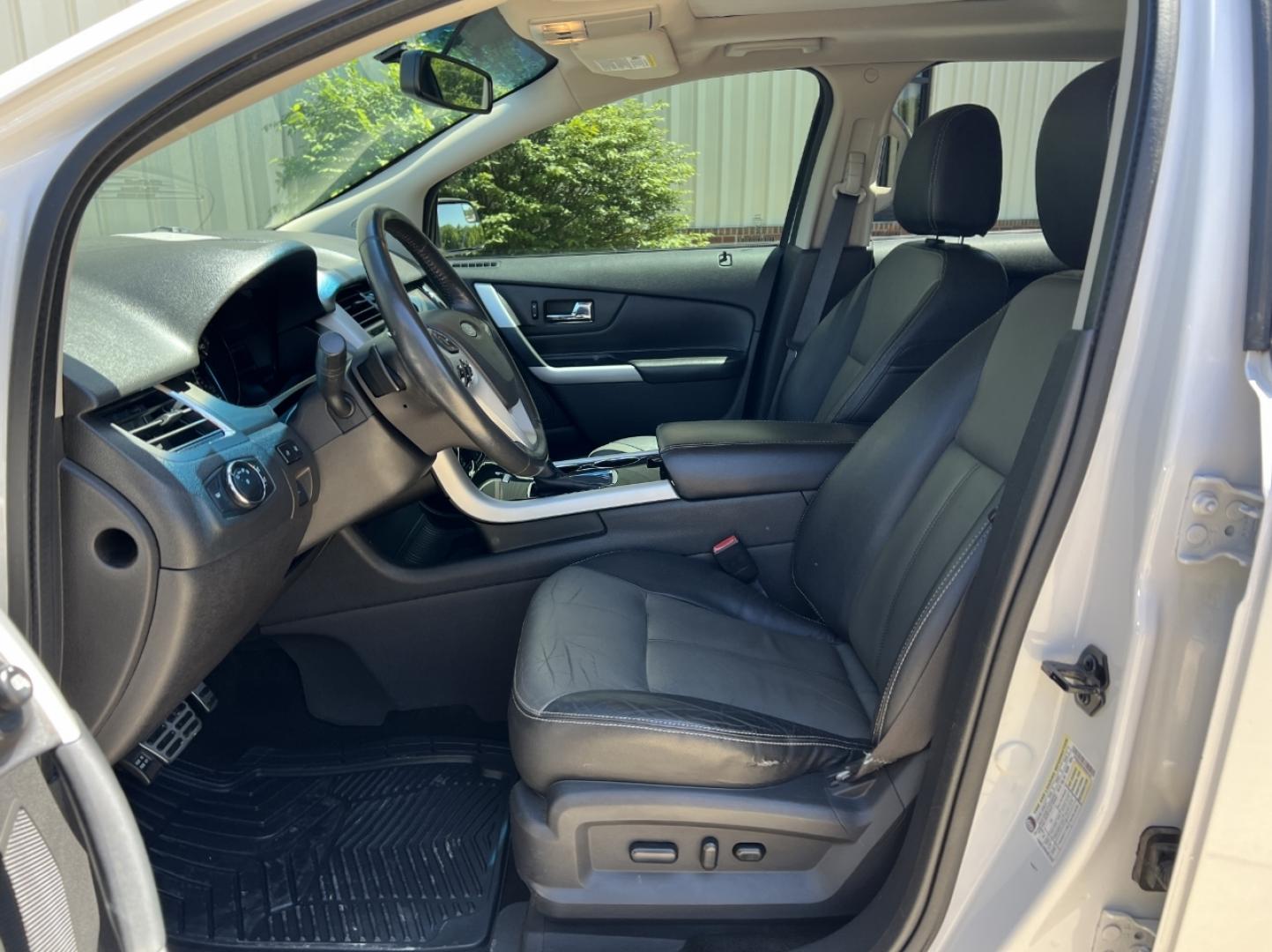 2014 WHITE /Black Leather Ford Edge Sport AWD (2FMDK4AK7EB) with an 3.7L V6 engine, Automatic transmission, located at 506 S. Kingshighway, Cape Girardeau, MO, 63703, (573) 235-5000, 37.294994, -89.556206 - 2014 Ford Edge Sport 138xxx miles All Wheel Drive 3.7L V6 Automatic Leather Navigation Backup Camera Power/Heated Seats Sunroof Bluetooth Remote Start Cruise Power Windows/Locks/Mirrors We have financing available and we accept trades! Fill out a credit application on our website or co - Photo#16