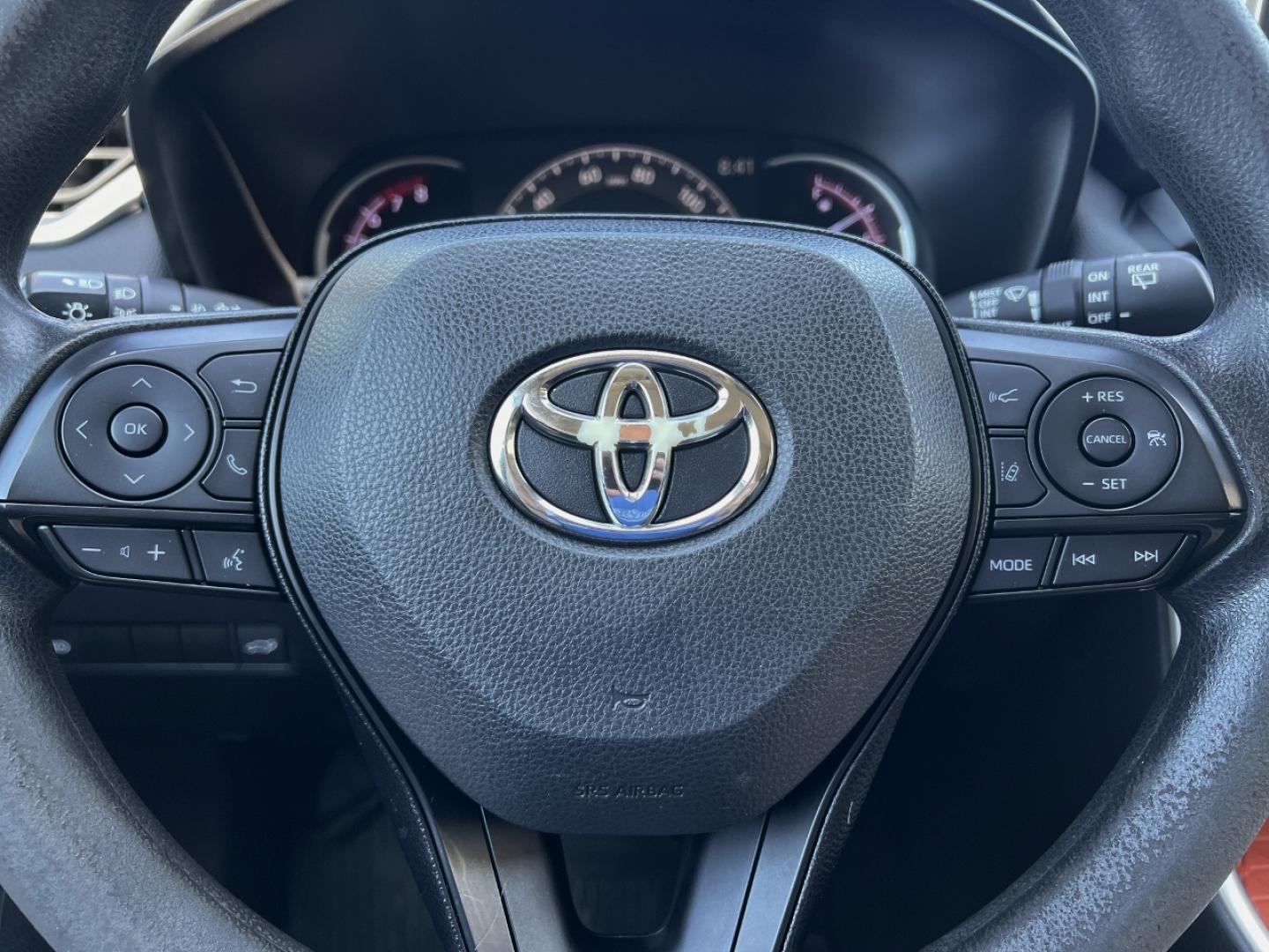 2019 BLACK /Black Leather Toyota RAV4 Adventure AWD (2T3J1RFV8KW) with an 2.5L 4 Cyl. engine, Automatic transmission, located at 506 S. Kingshighway, Cape Girardeau, MO, 63703, (573) 235-5000, 37.294994, -89.556206 - 2019 Toyota RAV4 Adventure 105xxx miles All Wheel Drive 2.5L 4 Cyl. Automatic Leather Backup Camera Power Driver Seat Bluetooth Cruise Power Windows/Locks/Mirrors We have financing available and we accept trades! Fill out a credit application on our website or come by today! If you have - Photo#21
