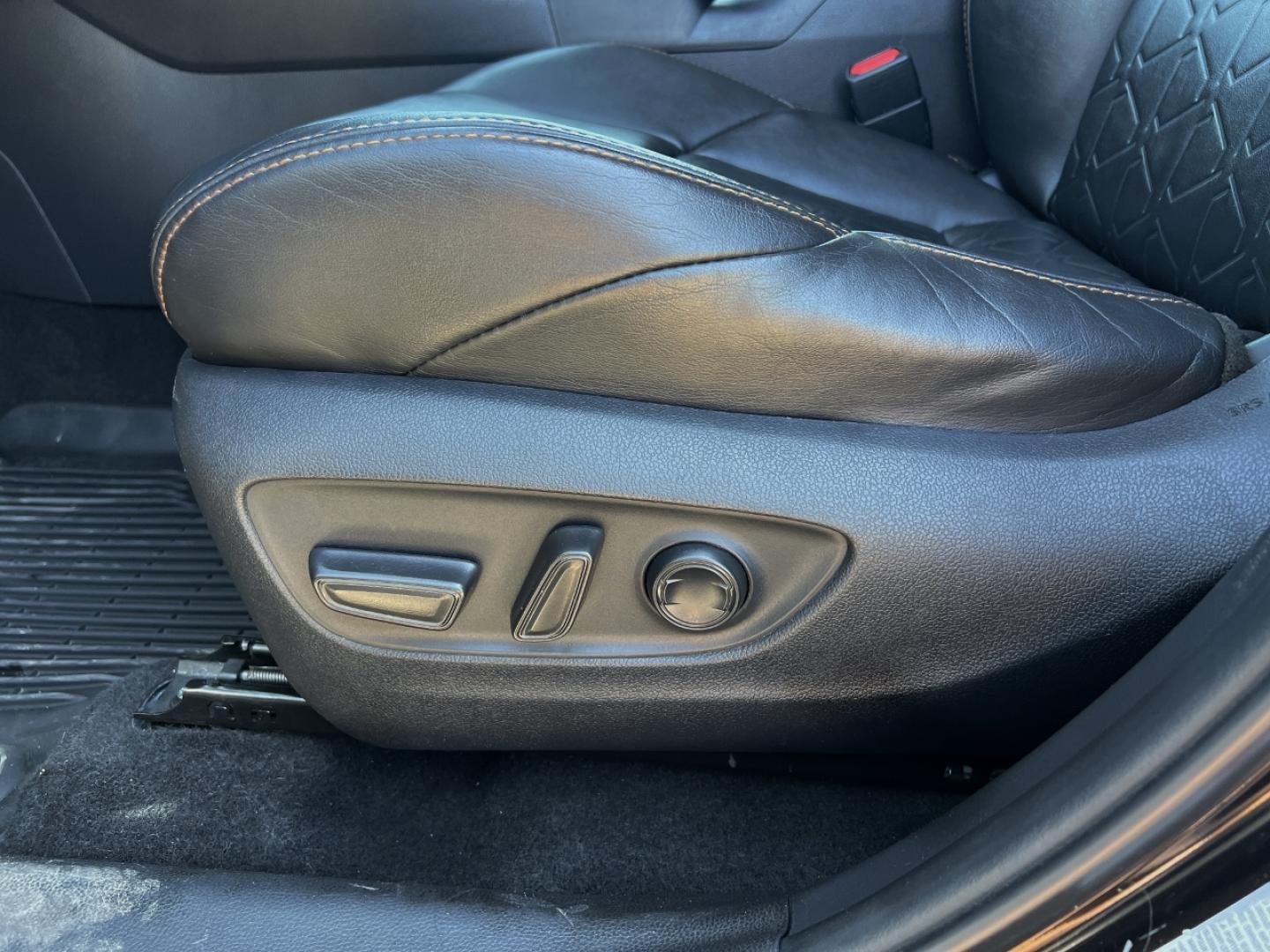 2019 BLACK /Black Leather Toyota RAV4 Adventure AWD (2T3J1RFV8KW) with an 2.5L 4 Cyl. engine, Automatic transmission, located at 506 S. Kingshighway, Cape Girardeau, MO, 63703, (573) 235-5000, 37.294994, -89.556206 - 2019 Toyota RAV4 Adventure 105xxx miles All Wheel Drive 2.5L 4 Cyl. Automatic Leather Backup Camera Power Driver Seat Bluetooth Cruise Power Windows/Locks/Mirrors We have financing available and we accept trades! Fill out a credit application on our website or come by today! If you have - Photo#3