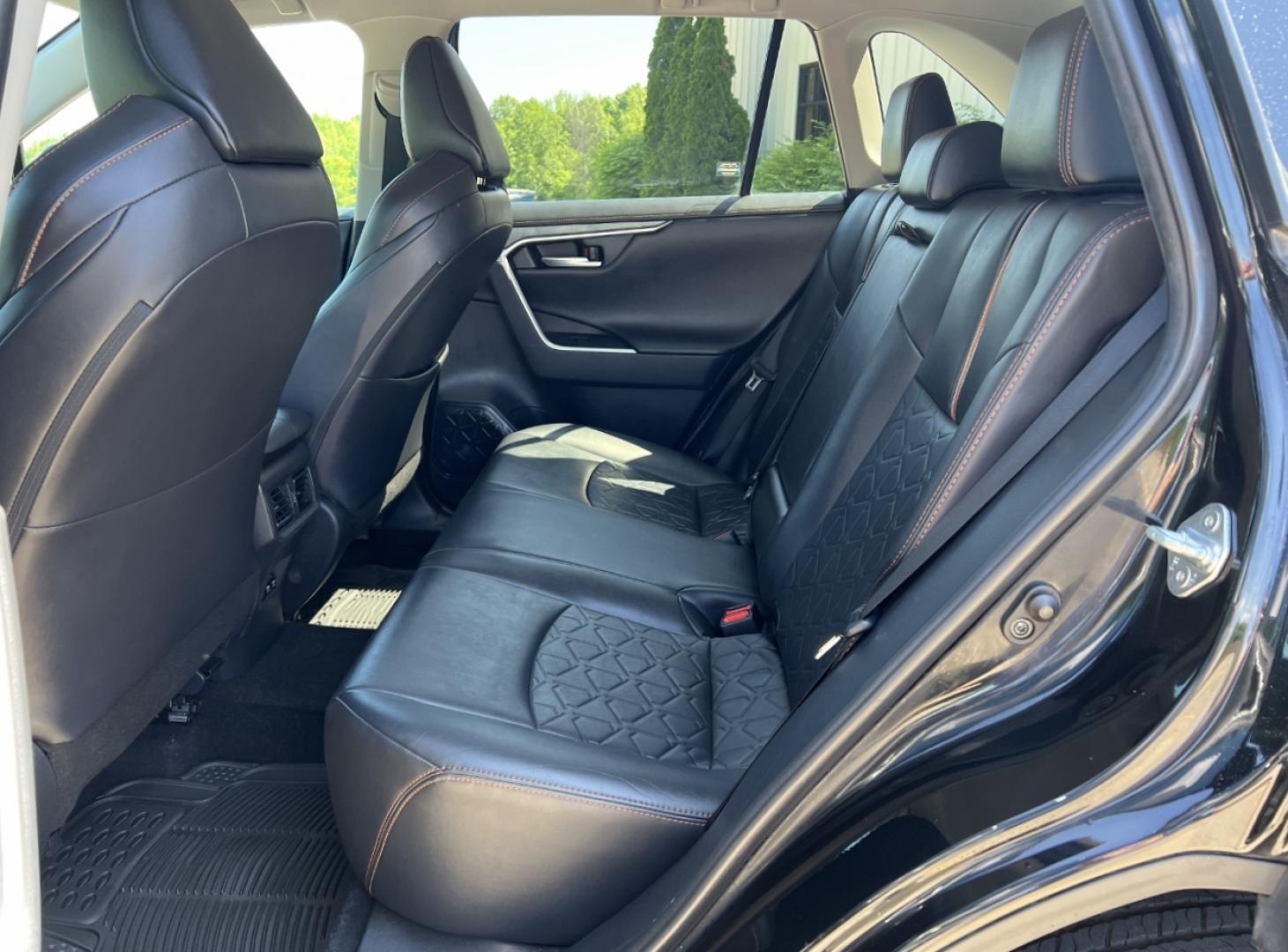 2019 BLACK /Black Leather Toyota RAV4 Adventure AWD (2T3J1RFV8KW) with an 2.5L 4 Cyl. engine, Automatic transmission, located at 506 S. Kingshighway, Cape Girardeau, MO, 63703, (573) 235-5000, 37.294994, -89.556206 - 2019 Toyota RAV4 Adventure 105xxx miles All Wheel Drive 2.5L 4 Cyl. Automatic Leather Backup Camera Power Driver Seat Bluetooth Cruise Power Windows/Locks/Mirrors We have financing available and we accept trades! Fill out a credit application on our website or come by today! If you have - Photo#15