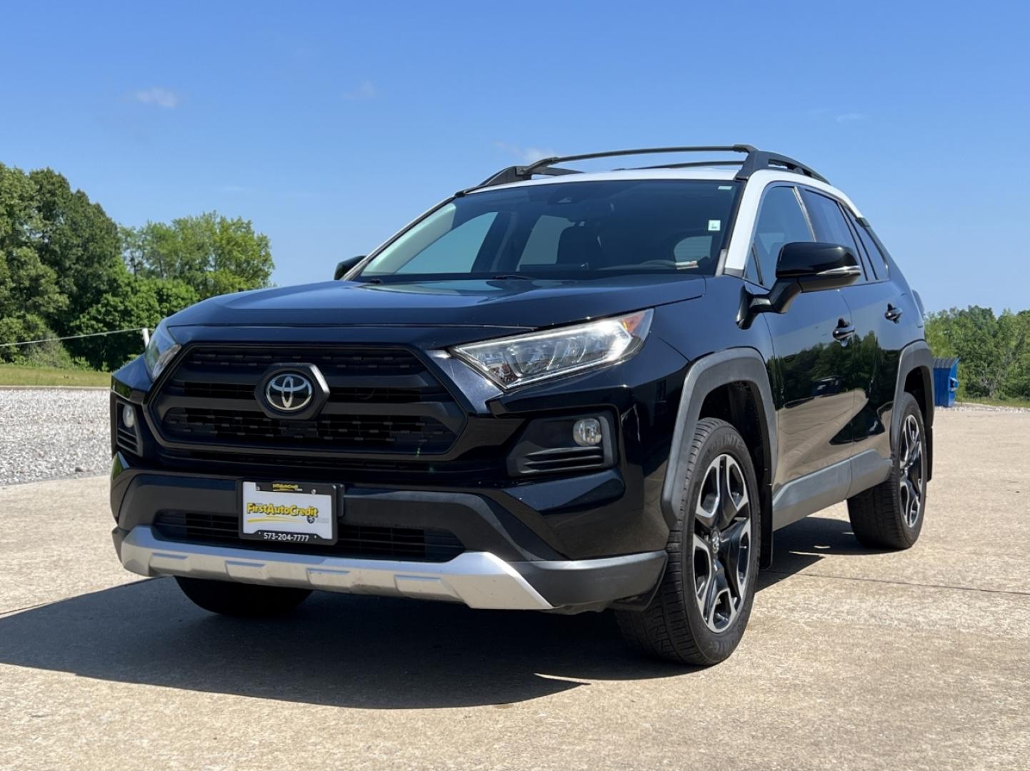 2019 BLACK /Black Leather Toyota RAV4 Adventure AWD (2T3J1RFV8KW) with an 2.5L 4 Cyl. engine, Automatic transmission, located at 506 S. Kingshighway, Cape Girardeau, MO, 63703, (573) 235-5000, 37.294994, -89.556206 - 2019 Toyota RAV4 Adventure 105xxx miles All Wheel Drive 2.5L 4 Cyl. Automatic Leather Backup Camera Power Driver Seat Bluetooth Cruise Power Windows/Locks/Mirrors We have financing available and we accept trades! Fill out a credit application on our website or come by today! If you have - Photo#4