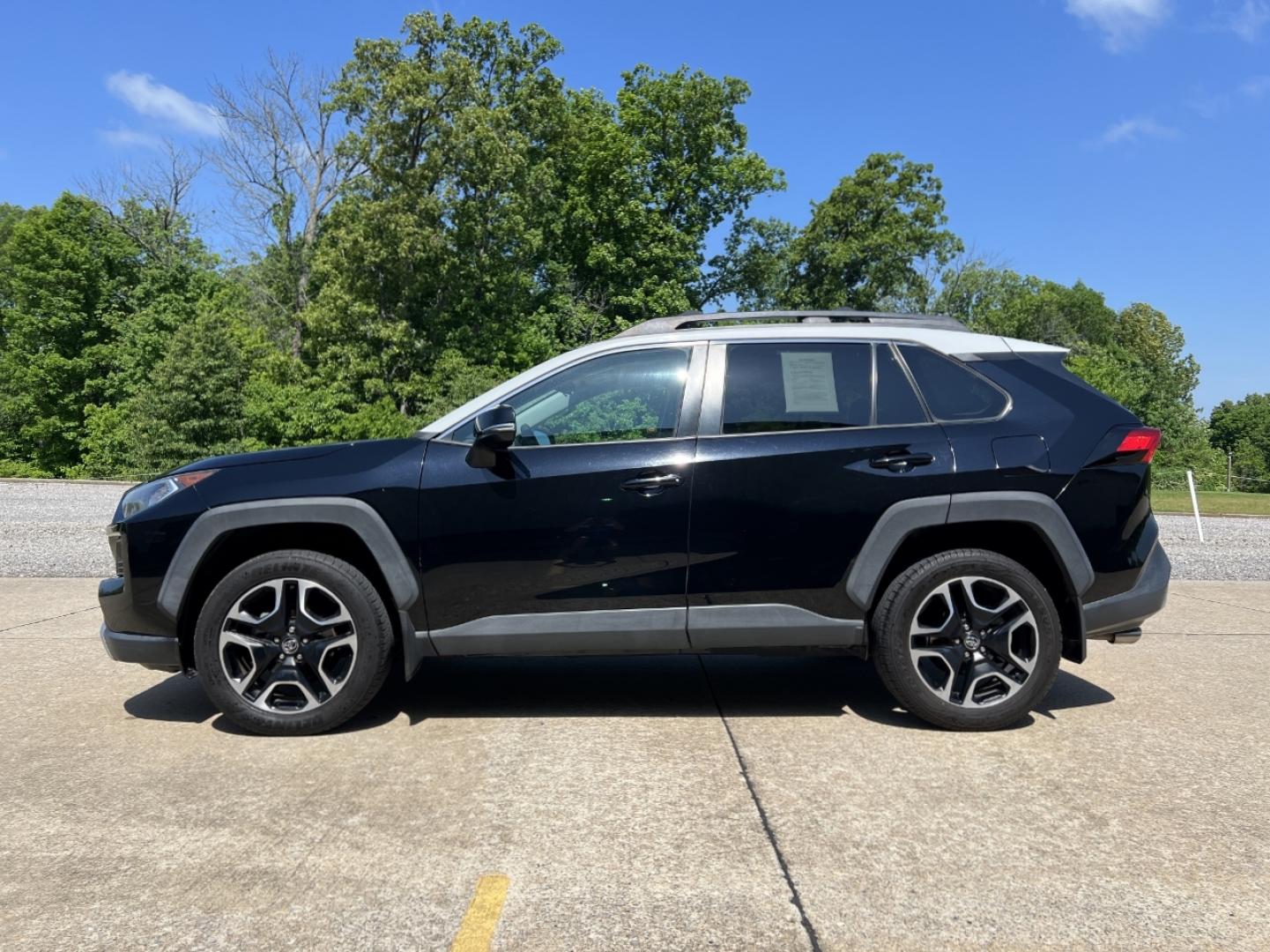2019 BLACK /Black Leather Toyota RAV4 Adventure AWD (2T3J1RFV8KW) with an 2.5L 4 Cyl. engine, Automatic transmission, located at 506 S. Kingshighway, Cape Girardeau, MO, 63703, (573) 235-5000, 37.294994, -89.556206 - 2019 Toyota RAV4 Adventure 105xxx miles All Wheel Drive 2.5L 4 Cyl. Automatic Leather Backup Camera Power Driver Seat Bluetooth Cruise Power Windows/Locks/Mirrors We have financing available and we accept trades! Fill out a credit application on our website or come by today! If you have - Photo#5