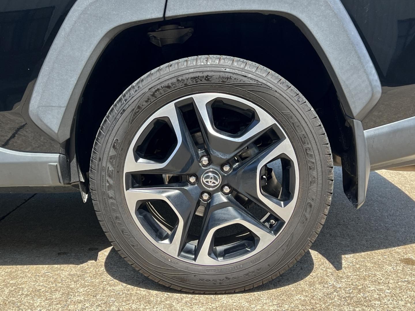 2019 BLACK /Black Leather Toyota RAV4 Adventure AWD (2T3J1RFV8KW) with an 2.5L 4 Cyl. engine, Automatic transmission, located at 506 S. Kingshighway, Cape Girardeau, MO, 63703, (573) 235-5000, 37.294994, -89.556206 - 2019 Toyota RAV4 Adventure 105xxx miles All Wheel Drive 2.5L 4 Cyl. Automatic Leather Backup Camera Power Driver Seat Bluetooth Cruise Power Windows/Locks/Mirrors We have financing available and we accept trades! Fill out a credit application on our website or come by today! If you have - Photo#33