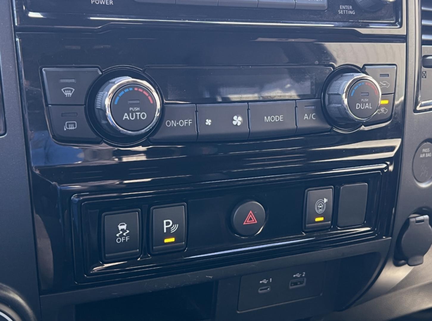 2021 RED /Black Leather/Cloth Nissan Titan PRO-4X (1N6AA1ED5MN) with an 5.6L V8 engine, Automatic transmission, located at 506 S. Kingshighway, Cape Girardeau, MO, 63703, (573) 235-5000, 37.294994, -89.556206 - 2021 Nissan Titan PRO-4X 1-Owner 136xxx miles 4x4 5.6L V8 Automatic Navigation Backup Camera Power Driver Seat Bluetooth Cruise Power Windows/Locks/Mirrors We have financing available and we accept trades! Fill out a credit application on our website or come by today! If you have any qu - Photo#25