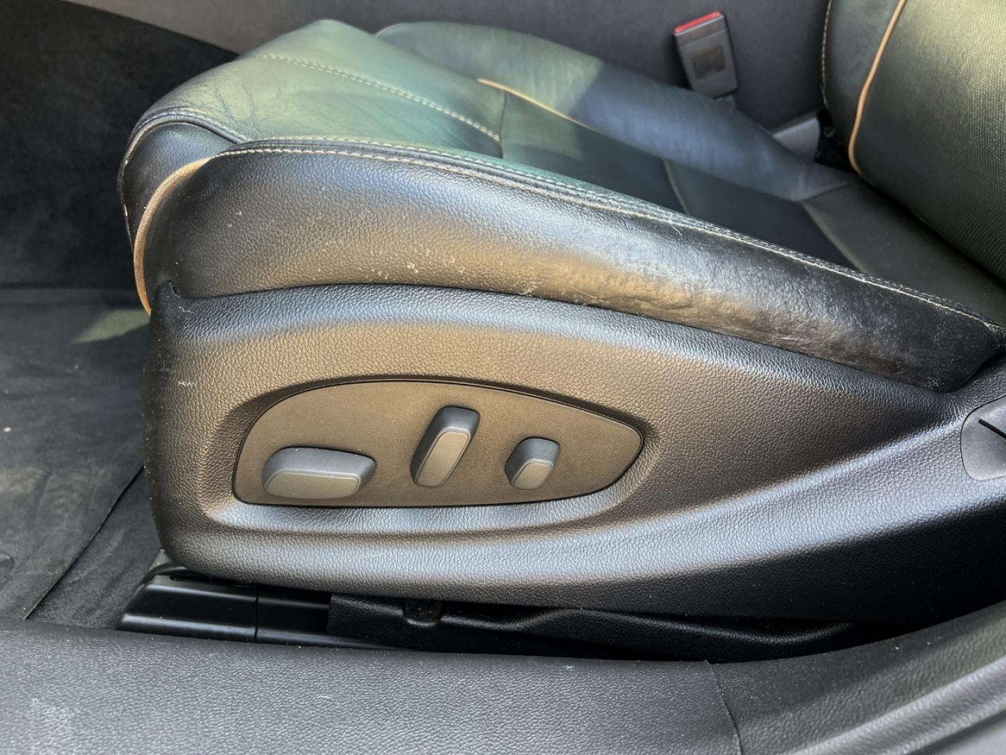2014 BLUE /Black Leather Chevrolet Impala LTZ (2G1155S34E9) with an 3.6L V6 engine, Automatic transmission, located at 506 S. Kingshighway, Cape Girardeau, MO, 63703, (573) 235-5000, 37.294994, -89.556206 - 2014 Chevrolet Impala LTZ 105xxx miles Front Wheel Drive 3.6L V6 Automatic Leather Power/Heated Seats Backup Camera Sunroof Remote Start Cruise Power Windows/Locks/Mirrors We have financing available and we accept trades! Fill out a credit application on our website or come by today! If - Photo#5