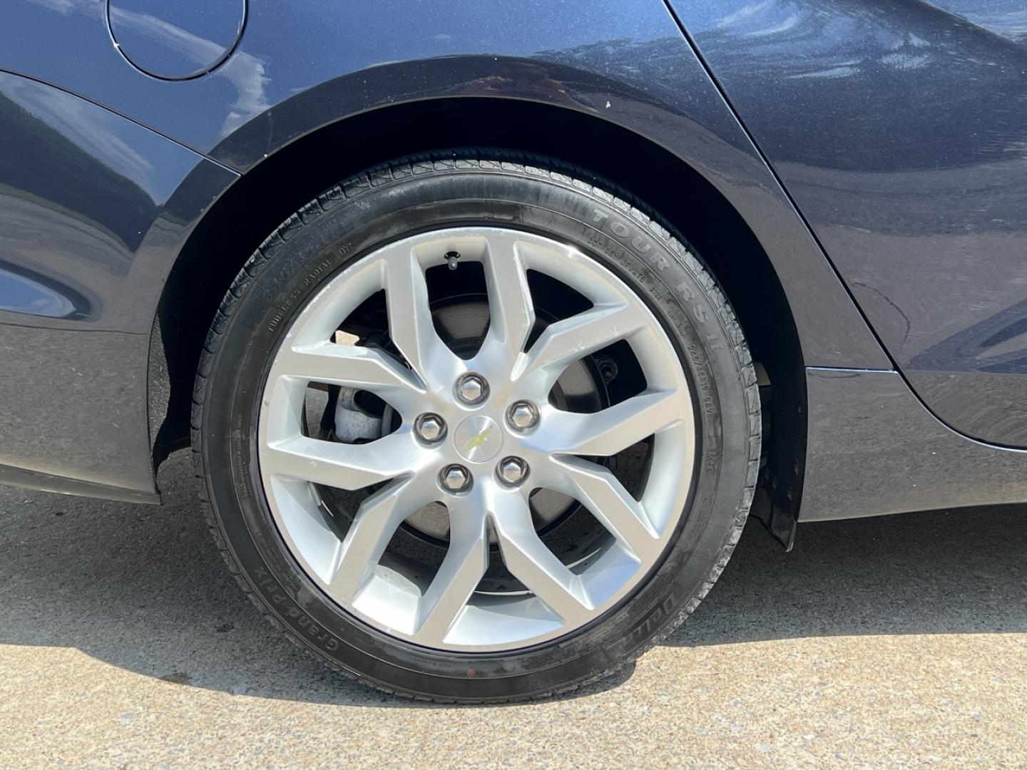2014 BLUE /Black Leather Chevrolet Impala LTZ (2G1155S34E9) with an 3.6L V6 engine, Automatic transmission, located at 506 S. Kingshighway, Cape Girardeau, MO, 63703, (573) 235-5000, 37.294994, -89.556206 - 2014 Chevrolet Impala LTZ 105xxx miles Front Wheel Drive 3.6L V6 Automatic Leather Power/Heated Seats Backup Camera Sunroof Remote Start Cruise Power Windows/Locks/Mirrors We have financing available and we accept trades! Fill out a credit application on our website or come by today! If - Photo#40
