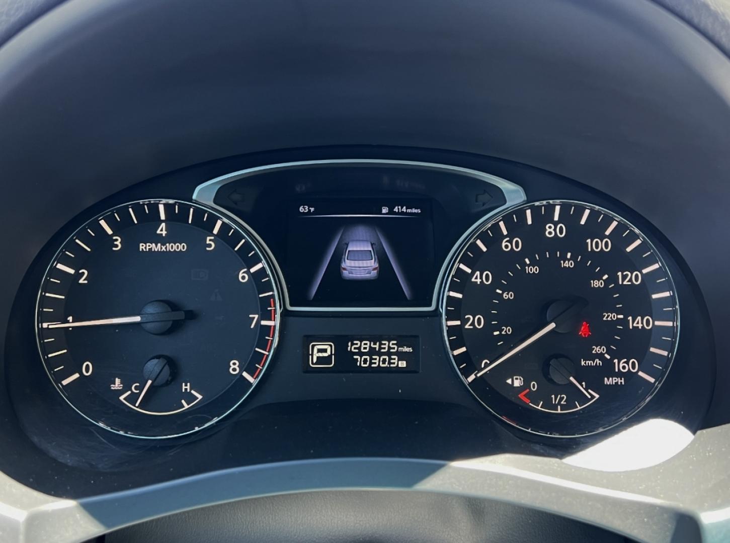 2015 GRAY /Black Cloth Nissan Altima 2.5 S (1N4AL3AP7FC) with an 2.5L 4 Cyl. engine, Continuously Variable Transmission transmission, located at 506 S. Kingshighway, Cape Girardeau, MO, 63703, (573) 235-5000, 37.294994, -89.556206 - 2015 Nissan Altima 2.5 S 128xxx miles Front Wheel Drive 2.5L 4 Cyl. Automatic Power Driver Seat Cruise Power Windows/Locks/Mirrors We have financing available and we accept trades! Fill out a credit application on our website or come by today! If you have any questions, give us a call at (5 - Photo#1