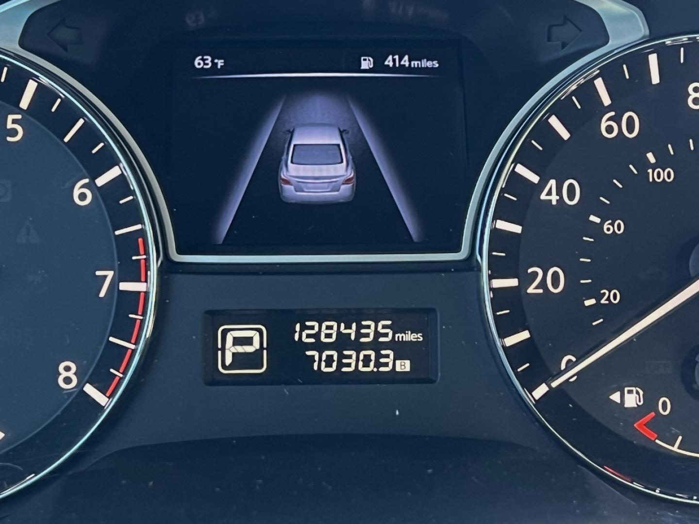 2015 GRAY /Black Cloth Nissan Altima 2.5 S (1N4AL3AP7FC) with an 2.5L 4 Cyl. engine, Continuously Variable Transmission transmission, located at 506 S. Kingshighway, Cape Girardeau, MO, 63703, (573) 235-5000, 37.294994, -89.556206 - 2015 Nissan Altima 2.5 S 128xxx miles Front Wheel Drive 2.5L 4 Cyl. Automatic Power Driver Seat Cruise Power Windows/Locks/Mirrors We have financing available and we accept trades! Fill out a credit application on our website or come by today! If you have any questions, give us a call at (5 - Photo#16