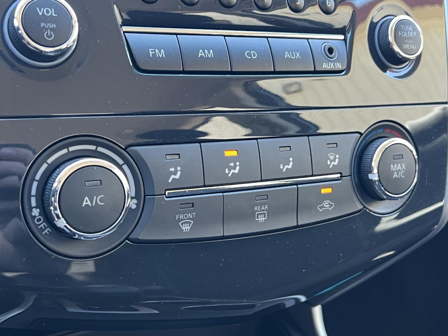 2015 GRAY /Black Cloth Nissan Altima 2.5 S (1N4AL3AP7FC) with an 2.5L 4 Cyl. engine, Continuously Variable Transmission transmission, located at 506 S. Kingshighway, Cape Girardeau, MO, 63703, (573) 235-5000, 37.294994, -89.556206 - 2015 Nissan Altima 2.5 S 128xxx miles Front Wheel Drive 2.5L 4 Cyl. Automatic Power Driver Seat Cruise Power Windows/Locks/Mirrors We have financing available and we accept trades! Fill out a credit application on our website or come by today! If you have any questions, give us a call at (5 - Photo#21