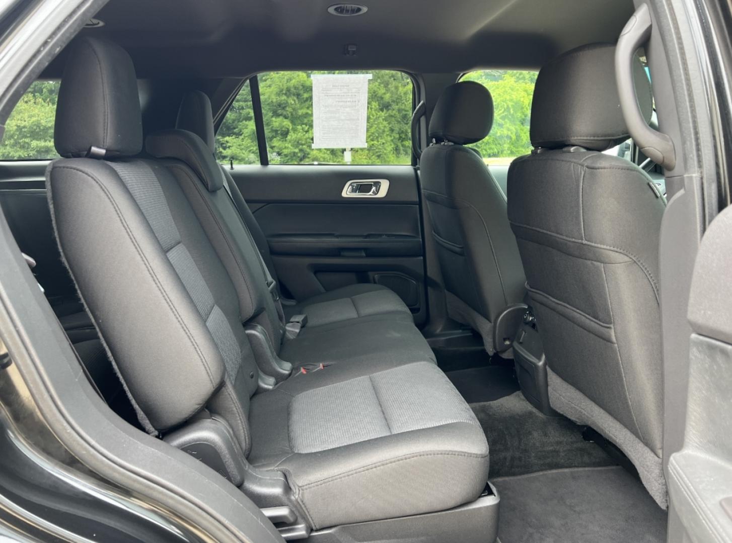 2015 BLACK /Black Cloth Ford Explorer XLT 4WD (1FM5K8D85FG) with an 3.5L V6 engine, Automatic transmission, located at 506 S. Kingshighway, Cape Girardeau, MO, 63703, (573) 235-5000, 37.294994, -89.556206 - 2015 Ford Explorer XLT Only 84xxx miles 4 Wheel Drive 3.5L V6 Automatic 3rd Row Power Seats Bluetooth Cruise Power Windows/Locks/Mirrors We have financing available and we accept trades! Fill out a credit application on our website or come by today! If you have any questions, give us a ca - Photo#15