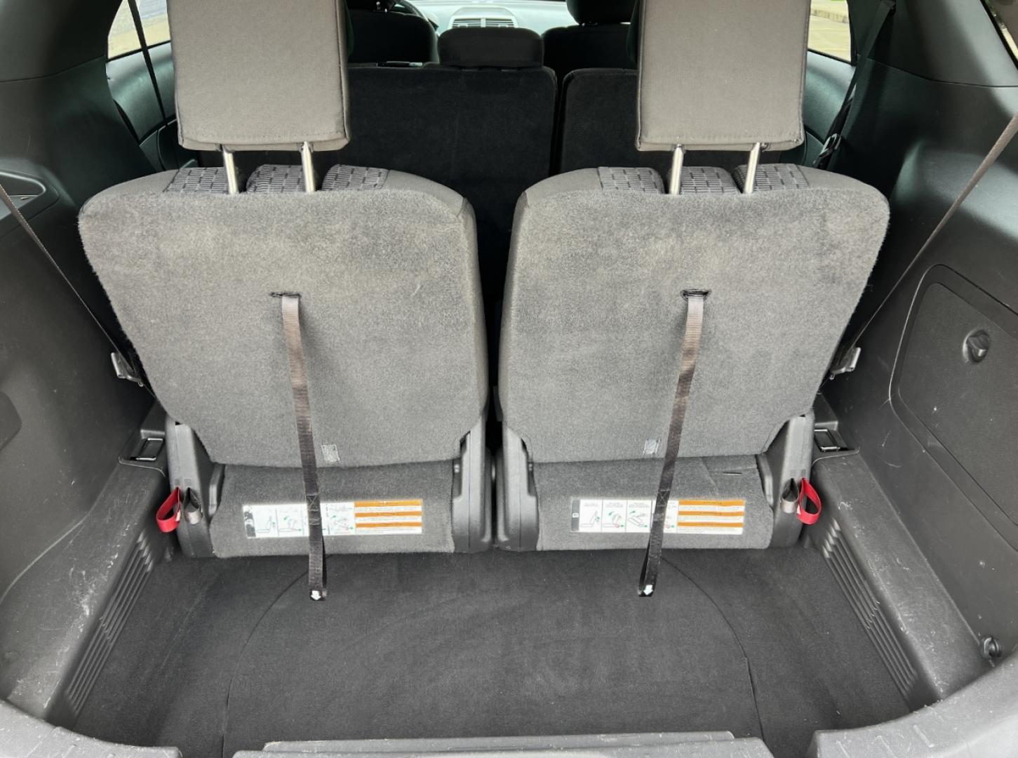 2015 BLACK /Black Cloth Ford Explorer XLT 4WD (1FM5K8D85FG) with an 3.5L V6 engine, Automatic transmission, located at 506 S. Kingshighway, Cape Girardeau, MO, 63703, (573) 235-5000, 37.294994, -89.556206 - 2015 Ford Explorer XLT Only 84xxx miles 4 Wheel Drive 3.5L V6 Automatic 3rd Row Power Seats Bluetooth Cruise Power Windows/Locks/Mirrors We have financing available and we accept trades! Fill out a credit application on our website or come by today! If you have any questions, give us a ca - Photo#18