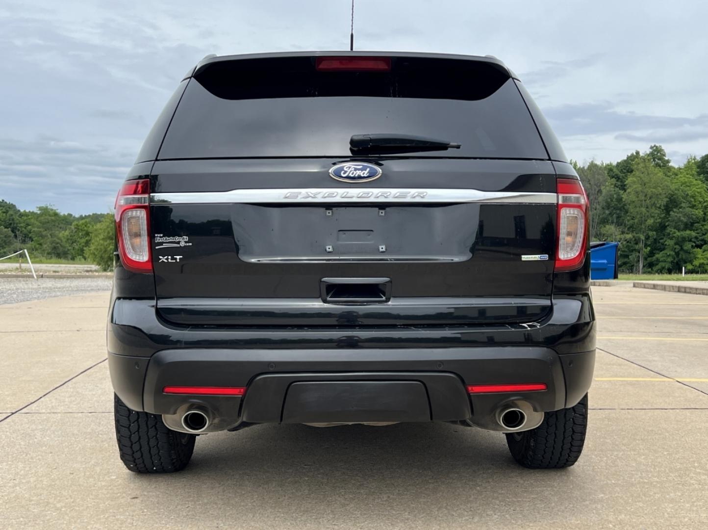 2015 BLACK /Black Cloth Ford Explorer XLT 4WD (1FM5K8D85FG) with an 3.5L V6 engine, Automatic transmission, located at 506 S. Kingshighway, Cape Girardeau, MO, 63703, (573) 235-5000, 37.294994, -89.556206 - 2015 Ford Explorer XLT Only 84xxx miles 4 Wheel Drive 3.5L V6 Automatic 3rd Row Power Seats Bluetooth Cruise Power Windows/Locks/Mirrors We have financing available and we accept trades! Fill out a credit application on our website or come by today! If you have any questions, give us a ca - Photo#8