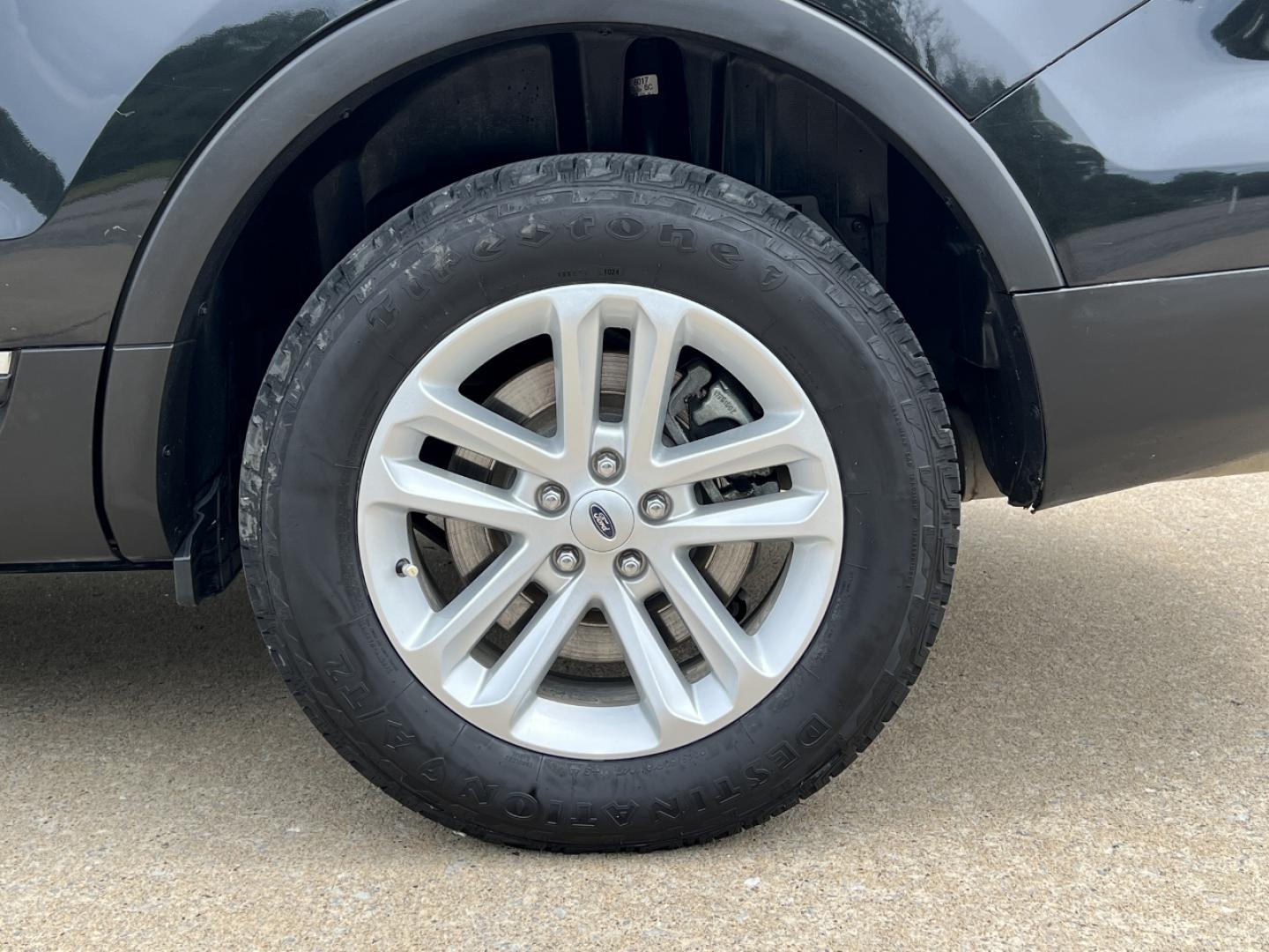 2015 BLACK /Black Cloth Ford Explorer XLT 4WD (1FM5K8D85FG) with an 3.5L V6 engine, Automatic transmission, located at 506 S. Kingshighway, Cape Girardeau, MO, 63703, (573) 235-5000, 37.294994, -89.556206 - 2015 Ford Explorer XLT Only 84xxx miles 4 Wheel Drive 3.5L V6 Automatic 3rd Row Power Seats Bluetooth Cruise Power Windows/Locks/Mirrors We have financing available and we accept trades! Fill out a credit application on our website or come by today! If you have any questions, give us a ca - Photo#35