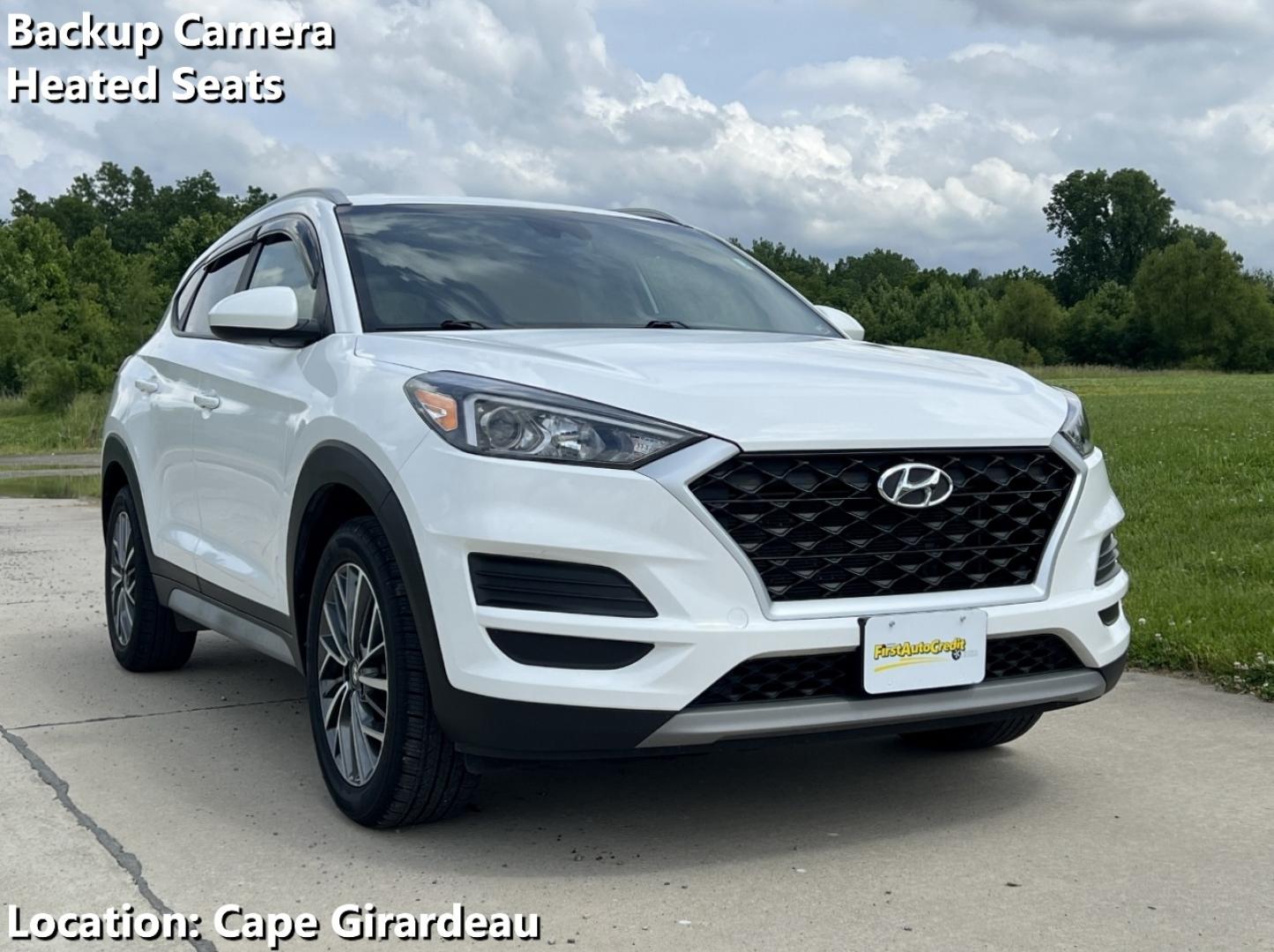 2020 WHITE /Tan Cloth Hyundai Tucson SEL (KM8J33AL8LU) with an 2.4L 4 Cyl. engine, Automatic transmission, located at 506 S. Kingshighway, Cape Girardeau, MO, 63703, (573) 235-5000, 37.294994, -89.556206 - 2020 Hyundai Tucson SEL 64xxx miles Front Wheel Drive 2.4L 4 Cyl. Automatic Backup Camera Power Driver Seat Heated Seats Bluetooth Cruise Power Windows/Locks/Mirrors We have financing available and we accept trades! Fill out a credit application on our website or come by today! If you ha - Photo#0