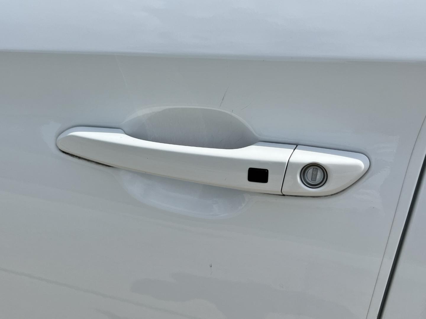 2020 WHITE /Tan Cloth Hyundai Tucson SEL (KM8J33AL8LU) with an 2.4L 4 Cyl. engine, Automatic transmission, located at 506 S. Kingshighway, Cape Girardeau, MO, 63703, (573) 235-5000, 37.294994, -89.556206 - 2020 Hyundai Tucson SEL 64xxx miles Front Wheel Drive 2.4L 4 Cyl. Automatic Backup Camera Power Driver Seat Heated Seats Bluetooth Cruise Power Windows/Locks/Mirrors We have financing available and we accept trades! Fill out a credit application on our website or come by today! If you ha - Photo#29
