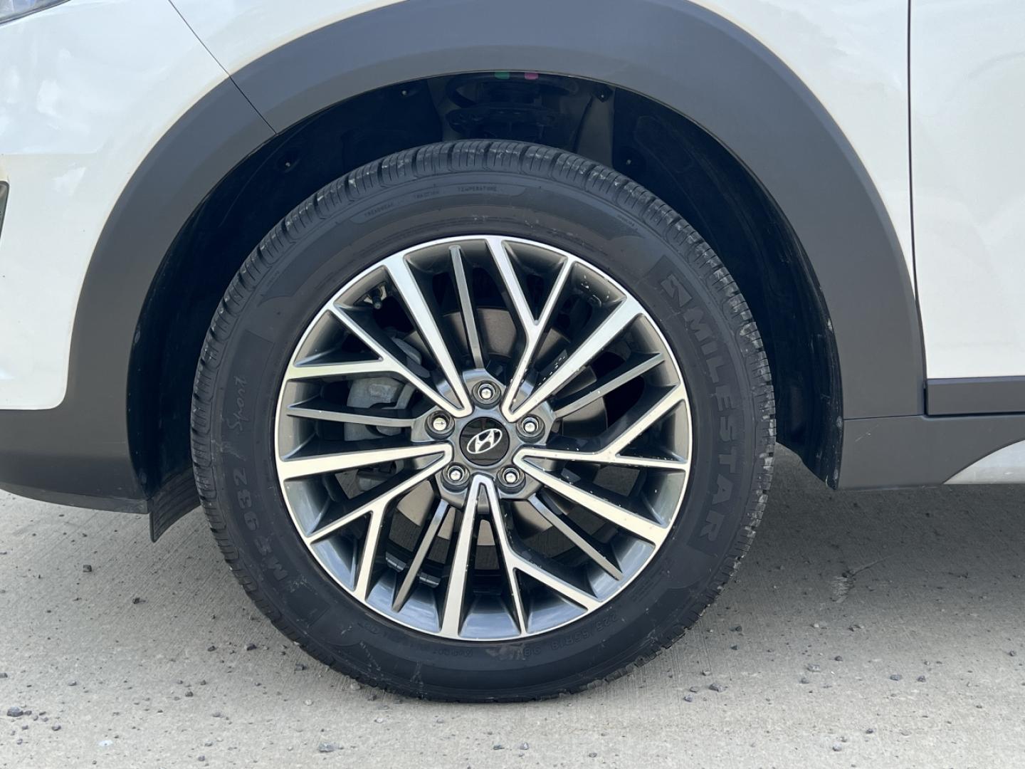 2020 WHITE /Tan Cloth Hyundai Tucson SEL (KM8J33AL8LU) with an 2.4L 4 Cyl. engine, Automatic transmission, located at 506 S. Kingshighway, Cape Girardeau, MO, 63703, (573) 235-5000, 37.294994, -89.556206 - 2020 Hyundai Tucson SEL 64xxx miles Front Wheel Drive 2.4L 4 Cyl. Automatic Backup Camera Power Driver Seat Heated Seats Bluetooth Cruise Power Windows/Locks/Mirrors We have financing available and we accept trades! Fill out a credit application on our website or come by today! If you ha - Photo#32
