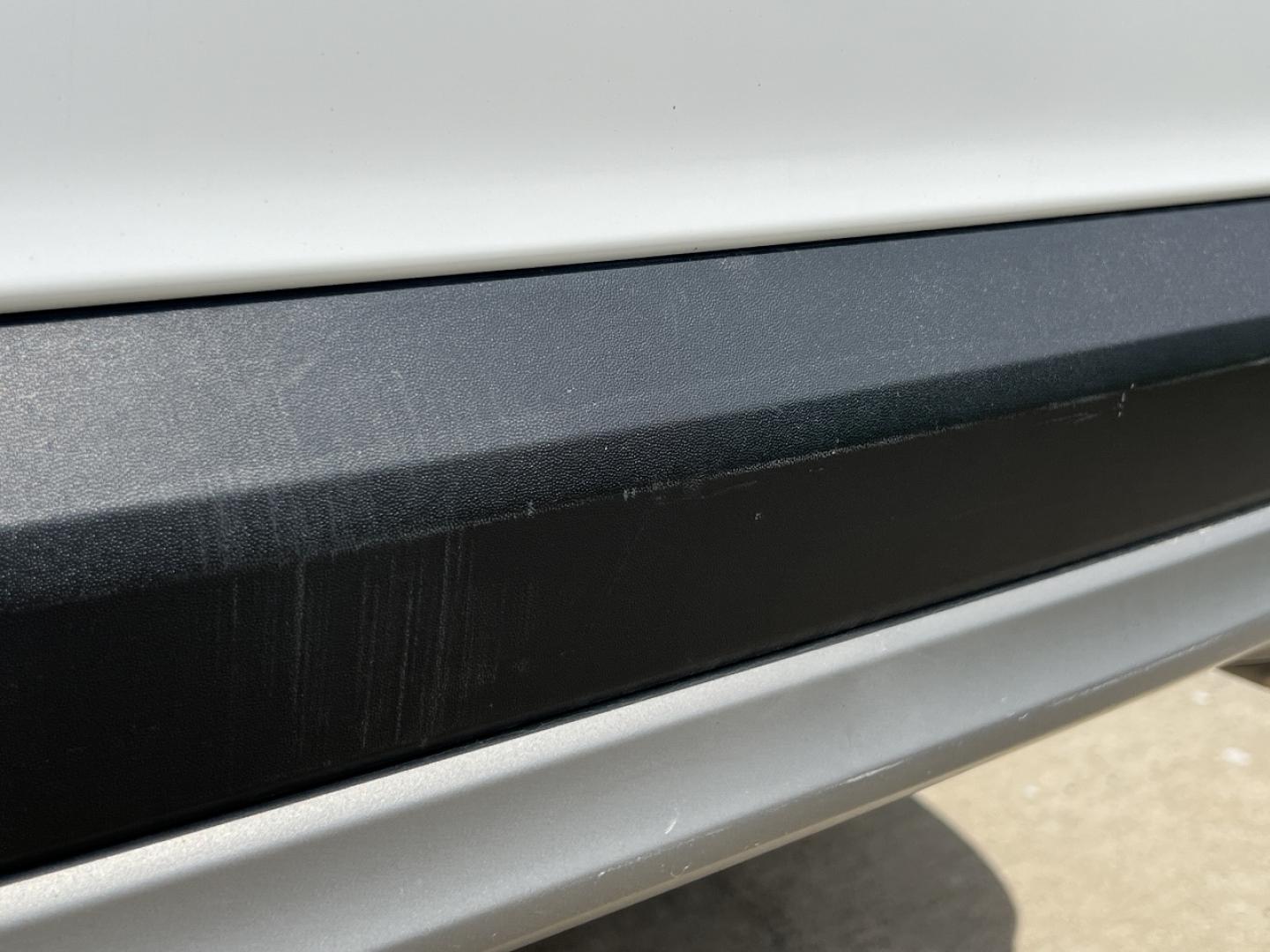 2020 WHITE /Tan Cloth Hyundai Tucson SEL (KM8J33AL8LU) with an 2.4L 4 Cyl. engine, Automatic transmission, located at 506 S. Kingshighway, Cape Girardeau, MO, 63703, (573) 235-5000, 37.294994, -89.556206 - 2020 Hyundai Tucson SEL 64xxx miles Front Wheel Drive 2.4L 4 Cyl. Automatic Backup Camera Power Driver Seat Heated Seats Bluetooth Cruise Power Windows/Locks/Mirrors We have financing available and we accept trades! Fill out a credit application on our website or come by today! If you ha - Photo#39