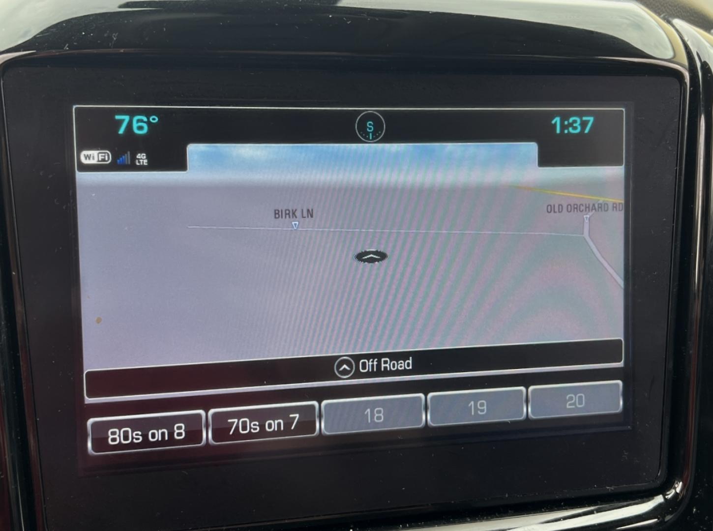 2019 MAROON /Black Leather Chevrolet Traverse LT Leather FWD (1GNERHKW0KJ) with an 3.6L V6 engine, Automatic transmission, located at 2990 Old Orchard Rd., Jackson, MO, 63755, 37.354214, -89.612106 - We have financing available and we accept trades! Fill out a credit application on our website or come by today! If you have any questions, give us a call at (573) 204-7777 or visit our website at firstautocredit.com. - Photo#3
