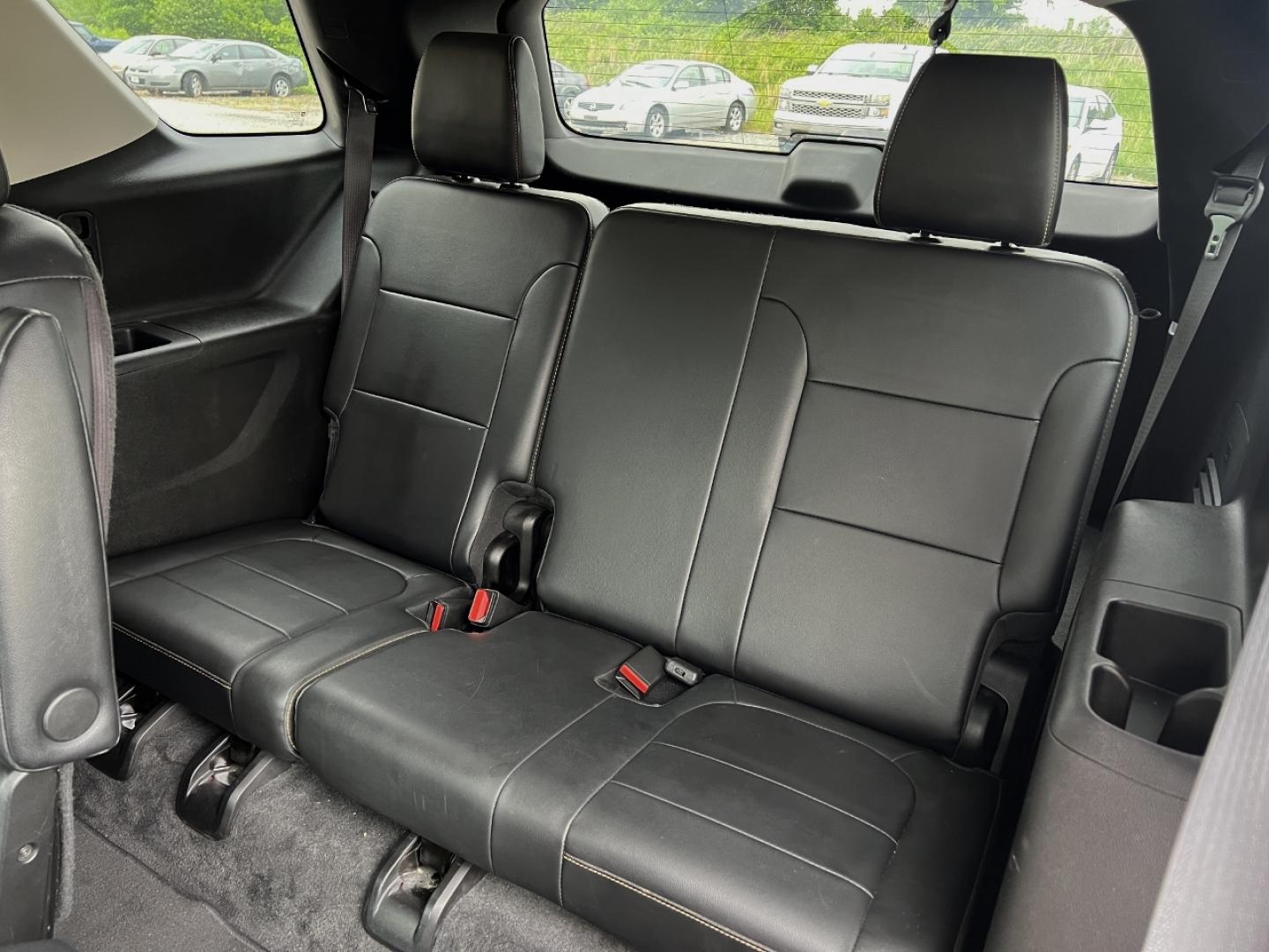 2019 MAROON /Black Leather Chevrolet Traverse LT Leather FWD (1GNERHKW0KJ) with an 3.6L V6 engine, Automatic transmission, located at 2990 Old Orchard Rd., Jackson, MO, 63755, 37.354214, -89.612106 - We have financing available and we accept trades! Fill out a credit application on our website or come by today! If you have any questions, give us a call at (573) 204-7777 or visit our website at firstautocredit.com. - Photo#8