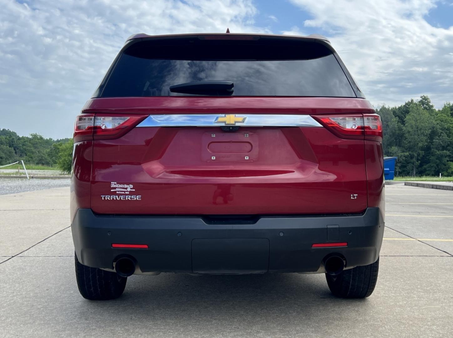 2019 MAROON /Black Leather Chevrolet Traverse LT Leather FWD (1GNERHKW0KJ) with an 3.6L V6 engine, Automatic transmission, located at 2990 Old Orchard Rd., Jackson, MO, 63755, 37.354214, -89.612106 - 2019 Chevrolet Traverse LT Local 1-Owner 157xxx miles Front Wheel Drive 3.6L V6 Automatic Leather 3rd Row Navigation Power/Heated Seats Backup Camera Bluetooth Remote Start Cruise Power Windows/Locks/Mirrors We have financing available and we accept trades! Fill out a credit applicati - Photo#12