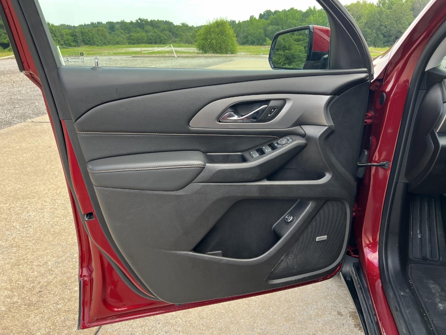 2019 MAROON /Black Leather Chevrolet Traverse LT Leather FWD (1GNERHKW0KJ) with an 3.6L V6 engine, Automatic transmission, located at 2990 Old Orchard Rd., Jackson, MO, 63755, 37.354214, -89.612106 - 2019 Chevrolet Traverse LT Local 1-Owner 157xxx miles Front Wheel Drive 3.6L V6 Automatic Leather 3rd Row Navigation Power/Heated Seats Backup Camera Bluetooth Remote Start Cruise Power Windows/Locks/Mirrors We have financing available and we accept trades! Fill out a credit applicati - Photo#14