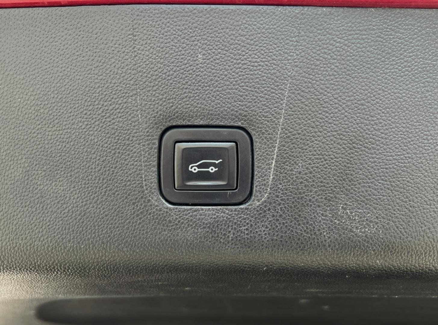 2019 MAROON /Black Leather Chevrolet Traverse LT Leather FWD (1GNERHKW0KJ) with an 3.6L V6 engine, Automatic transmission, located at 2990 Old Orchard Rd., Jackson, MO, 63755, 37.354214, -89.612106 - 2019 Chevrolet Traverse LT Local 1-Owner 157xxx miles Front Wheel Drive 3.6L V6 Automatic Leather 3rd Row Navigation Power/Heated Seats Backup Camera Bluetooth Remote Start Cruise Power Windows/Locks/Mirrors We have financing available and we accept trades! Fill out a credit applicati - Photo#23