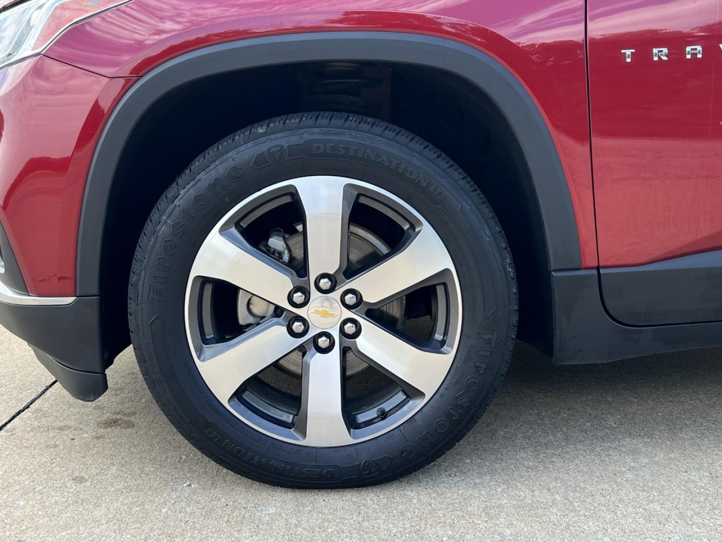2019 MAROON /Black Leather Chevrolet Traverse LT Leather FWD (1GNERHKW0KJ) with an 3.6L V6 engine, Automatic transmission, located at 2990 Old Orchard Rd., Jackson, MO, 63755, 37.354214, -89.612106 - 2019 Chevrolet Traverse LT Local 1-Owner 157xxx miles Front Wheel Drive 3.6L V6 Automatic Leather 3rd Row Navigation Power/Heated Seats Backup Camera Bluetooth Remote Start Cruise Power Windows/Locks/Mirrors We have financing available and we accept trades! Fill out a credit applicati - Photo#41
