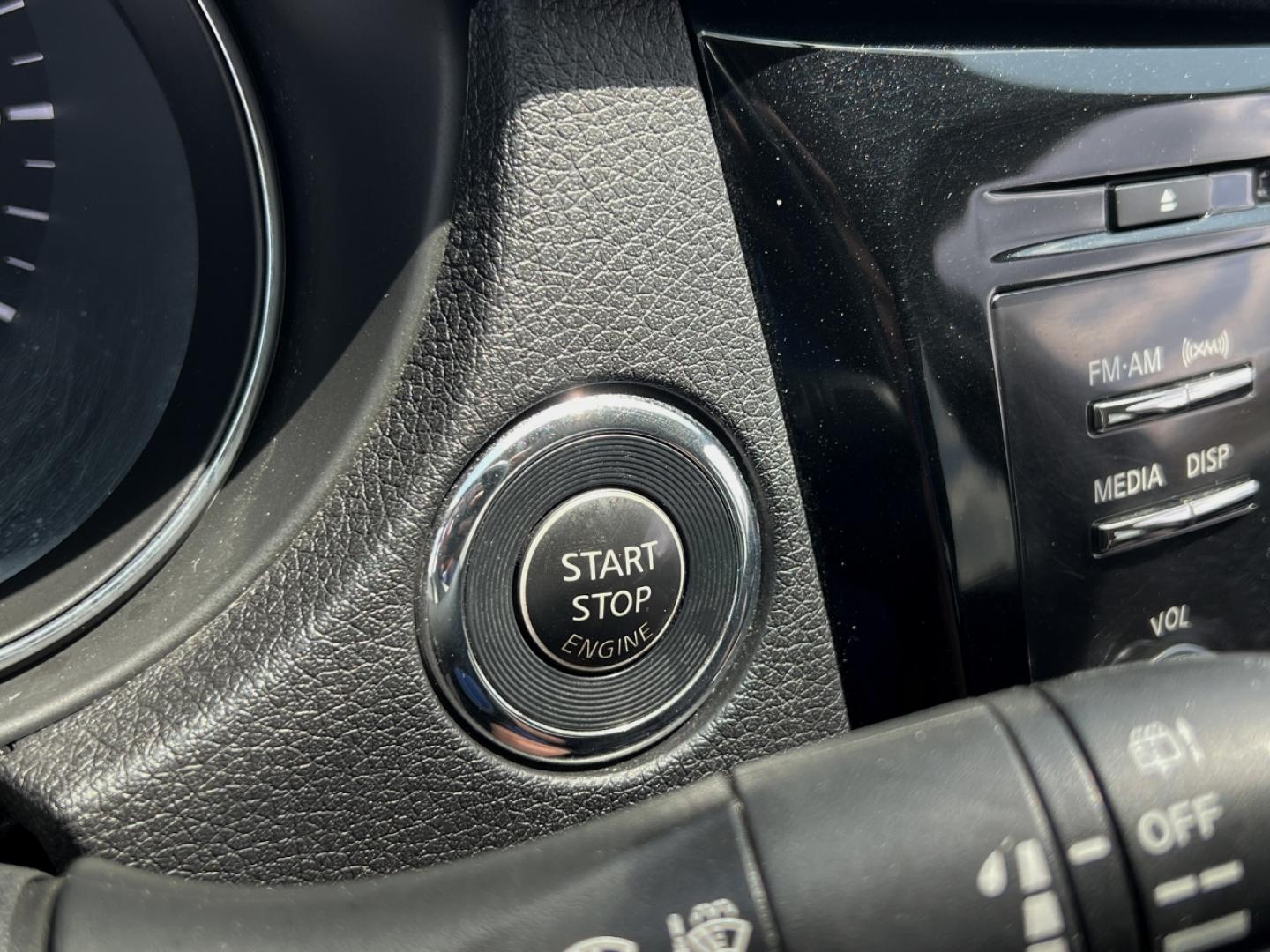 2017 GRAY /Black Cloth Nissan Rogue SV 2WD (5N1AT2MTXHC) with an 2.5L 4 Cyl. engine, CVT transmission, located at 506 S. Kingshighway, Cape Girardeau, MO, 63703, (573) 235-5000, 37.294994, -89.556206 - 2017 Nissan Rogue SV Only 72xxx miles Front Wheel Drive 2.5L 4 Cyl. Automatic Backup Camera Power Driver Seat Heated Seats Sunroof Remote Start Cruise Power Windows/Locks/Mirrors We have financing available and we accept trades! Fill out a credit application on our website or come by tod - Photo#24