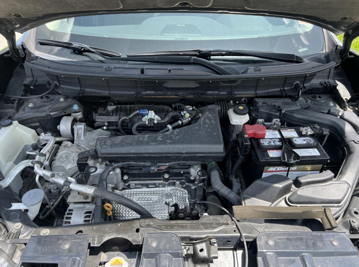 2017 GRAY /Black Cloth Nissan Rogue SV 2WD (5N1AT2MTXHC) with an 2.5L 4 Cyl. engine, CVT transmission, located at 506 S. Kingshighway, Cape Girardeau, MO, 63703, (573) 235-5000, 37.294994, -89.556206 - 2017 Nissan Rogue SV Only 72xxx miles Front Wheel Drive 2.5L 4 Cyl. Automatic Backup Camera Power Driver Seat Heated Seats Sunroof Remote Start Cruise Power Windows/Locks/Mirrors We have financing available and we accept trades! Fill out a credit application on our website or come by tod - Photo#36