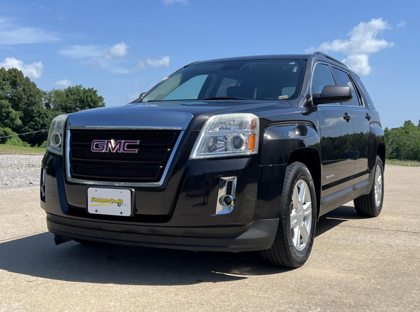 2015 GRAY /Black Cloth GMC Terrain SLE2 FWD (2GKALREK9F6) with an 2.4L 4 Cyl. engine, Automatic transmission, located at 2990 Old Orchard Rd., Jackson, MO, 63755, 37.354214, -89.612106 - 2015 GMC Terrain SLE 171xxx miles Front Wheel Drive 2.4L 4 Cyl. Automatic Backup Camera Power Driver Seat Heated Seats Bluetooth Remote Start Cruise Power Windows/Locks/Mirrors We have financing available and we accept trades! Fill out a credit application on our website or come by today - Photo#6
