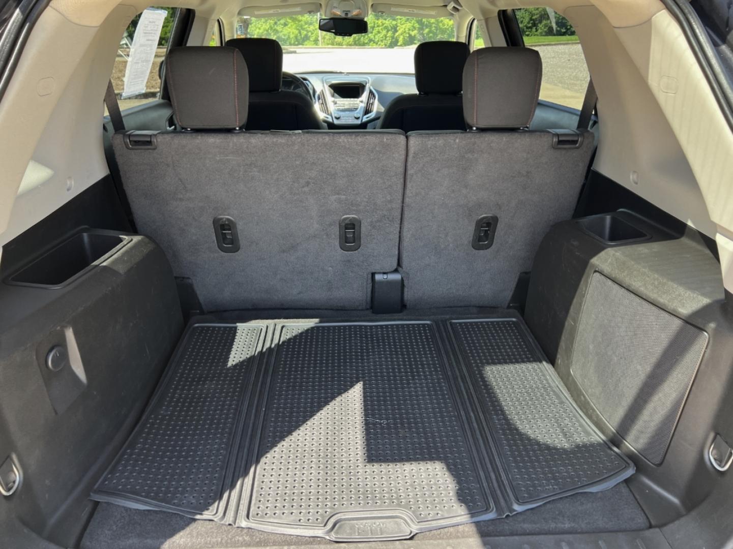 2015 GRAY /Black Cloth GMC Terrain SLE2 FWD (2GKALREK9F6) with an 2.4L 4 Cyl. engine, Automatic transmission, located at 2990 Old Orchard Rd., Jackson, MO, 63755, 37.354214, -89.612106 - 2015 GMC Terrain SLE 171xxx miles Front Wheel Drive 2.4L 4 Cyl. Automatic Backup Camera Power Driver Seat Heated Seats Bluetooth Remote Start Cruise Power Windows/Locks/Mirrors We have financing available and we accept trades! Fill out a credit application on our website or come by today - Photo#20