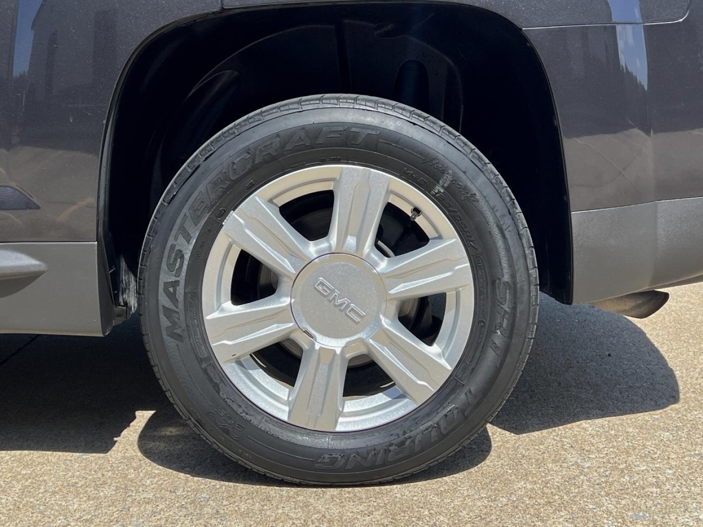 2015 GRAY /Black Cloth GMC Terrain SLE2 FWD (2GKALREK9F6) with an 2.4L 4 Cyl. engine, Automatic transmission, located at 2990 Old Orchard Rd., Jackson, MO, 63755, 37.354214, -89.612106 - 2015 GMC Terrain SLE 171xxx miles Front Wheel Drive 2.4L 4 Cyl. Automatic Backup Camera Power Driver Seat Heated Seats Bluetooth Remote Start Cruise Power Windows/Locks/Mirrors We have financing available and we accept trades! Fill out a credit application on our website or come by today - Photo#32