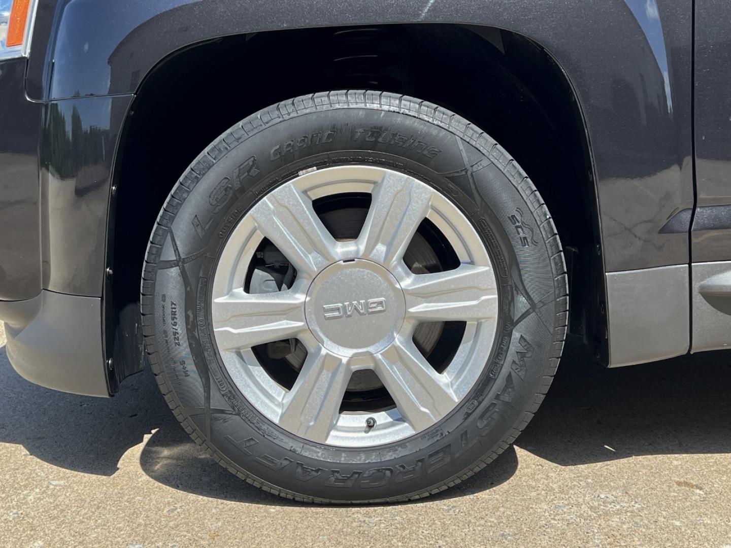 2015 GRAY /Black Cloth GMC Terrain SLE2 FWD (2GKALREK9F6) with an 2.4L 4 Cyl. engine, Automatic transmission, located at 2990 Old Orchard Rd., Jackson, MO, 63755, 37.354214, -89.612106 - 2015 GMC Terrain SLE 171xxx miles Front Wheel Drive 2.4L 4 Cyl. Automatic Backup Camera Power Driver Seat Heated Seats Bluetooth Remote Start Cruise Power Windows/Locks/Mirrors We have financing available and we accept trades! Fill out a credit application on our website or come by today - Photo#30