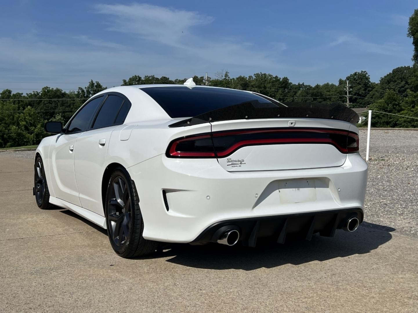 2019 WHITE /Black Cloth Dodge Charger R/T (2C3CDXCT6KH) with an 5.7L V8 engine, Automatic transmission, located at 2990 Old Orchard Rd., Jackson, MO, 63755, 37.354214, -89.612106 - 2019 Dodge Charger R/T 87xxx miles Rear Wheel Drive 5.7L V8 Automatic Navigation Backup Camera Power Driver Seat Heated Seats Heated Steering Wheel Bluetooth Remote Start Cruise Power Windows/Locks/Mirrors We have financing available and we accept trades! Fill out a credit application - Photo#11