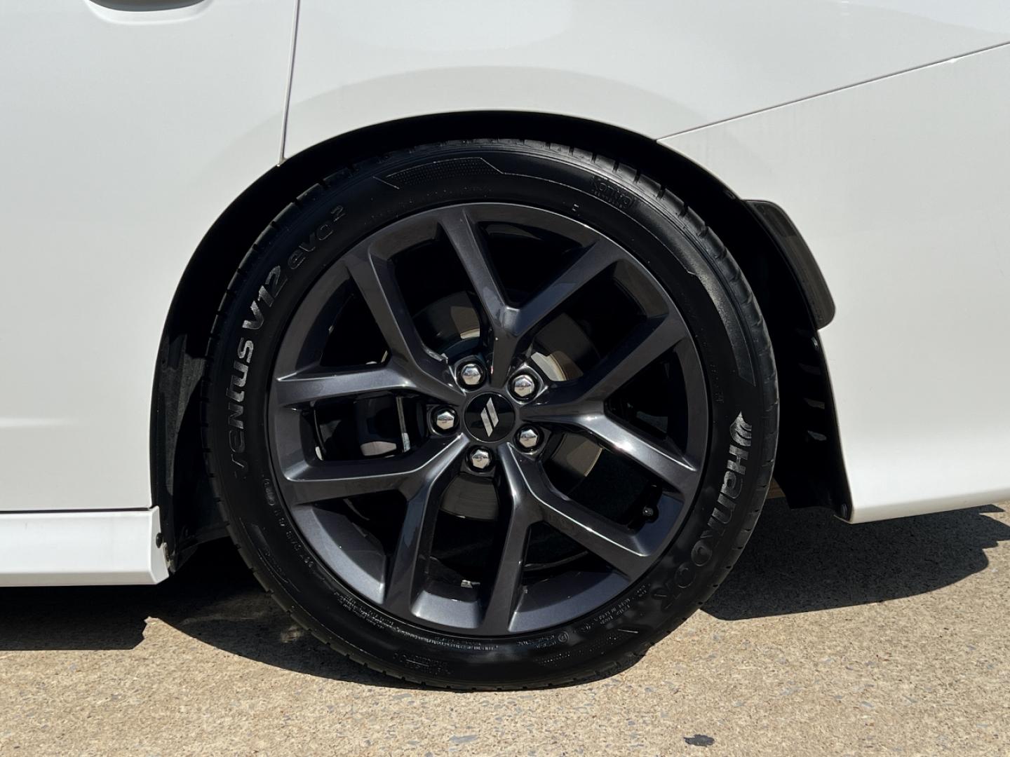 2019 WHITE /Black Cloth Dodge Charger R/T (2C3CDXCT6KH) with an 5.7L V8 engine, Automatic transmission, located at 2990 Old Orchard Rd., Jackson, MO, 63755, 37.354214, -89.612106 - 2019 Dodge Charger R/T 87xxx miles Rear Wheel Drive 5.7L V8 Automatic Navigation Backup Camera Power Driver Seat Heated Seats Heated Steering Wheel Bluetooth Remote Start Cruise Power Windows/Locks/Mirrors We have financing available and we accept trades! Fill out a credit application - Photo#38