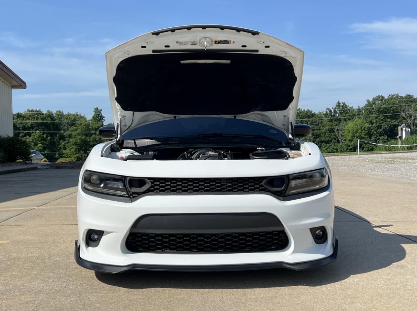 2019 WHITE /Black Cloth Dodge Charger R/T (2C3CDXCT6KH) with an 5.7L V8 engine, Automatic transmission, located at 2990 Old Orchard Rd., Jackson, MO, 63755, 37.354214, -89.612106 - 2019 Dodge Charger R/T 87xxx miles Rear Wheel Drive 5.7L V8 Automatic Navigation Backup Camera Power Driver Seat Heated Seats Heated Steering Wheel Bluetooth Remote Start Cruise Power Windows/Locks/Mirrors We have financing available and we accept trades! Fill out a credit application - Photo#34