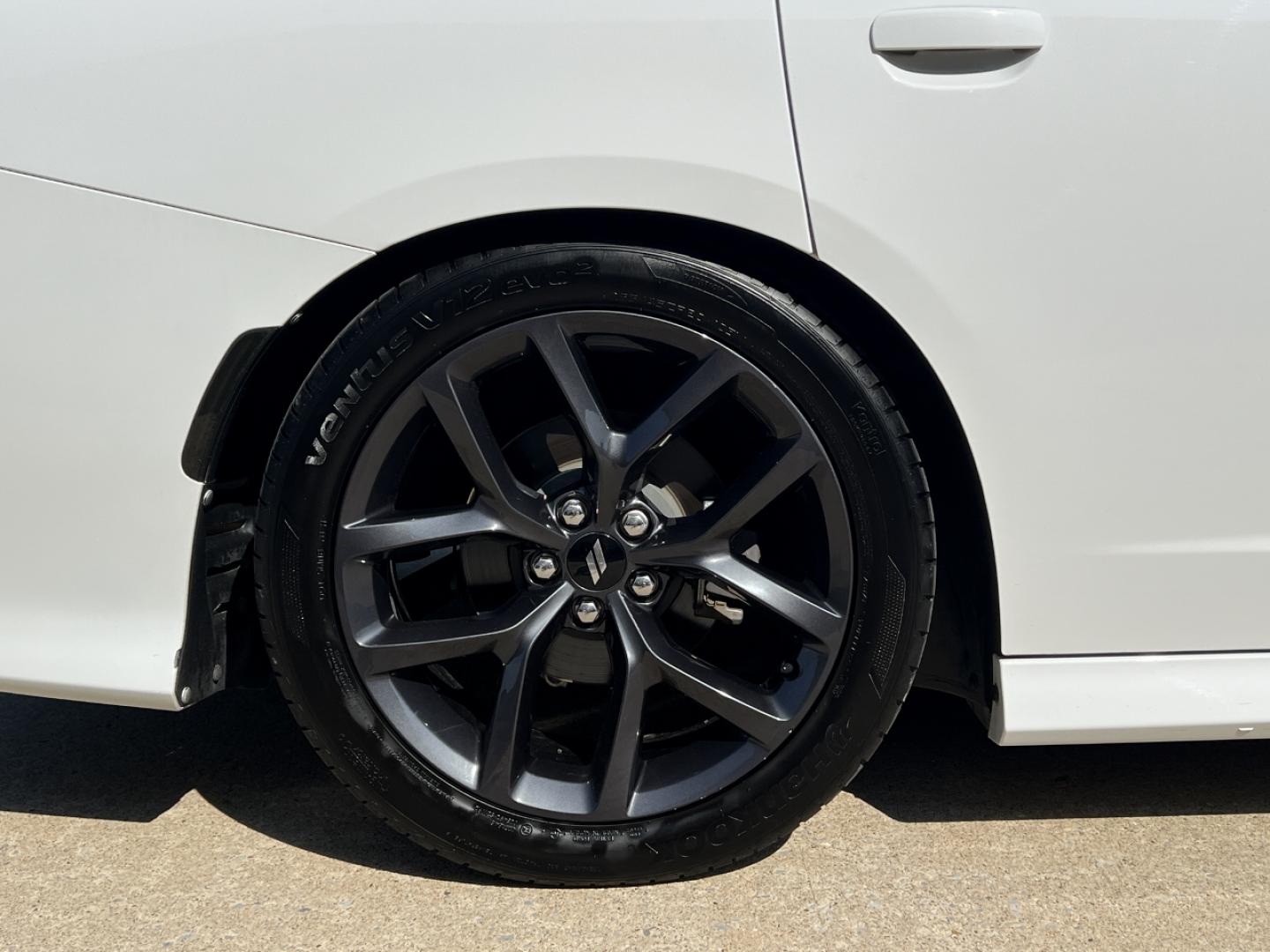 2019 WHITE /Black Cloth Dodge Charger R/T (2C3CDXCT6KH) with an 5.7L V8 engine, Automatic transmission, located at 2990 Old Orchard Rd., Jackson, MO, 63755, 37.354214, -89.612106 - 2019 Dodge Charger R/T 87xxx miles Rear Wheel Drive 5.7L V8 Automatic Navigation Backup Camera Power Driver Seat Heated Seats Heated Steering Wheel Bluetooth Remote Start Cruise Power Windows/Locks/Mirrors We have financing available and we accept trades! Fill out a credit application - Photo#39