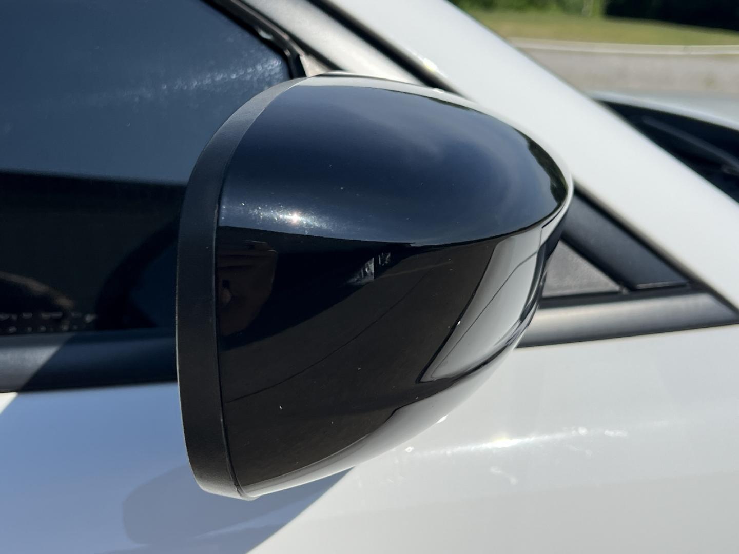 2019 WHITE /Black Cloth Dodge Charger R/T (2C3CDXCT6KH) with an 5.7L V8 engine, Automatic transmission, located at 2990 Old Orchard Rd., Jackson, MO, 63755, 37.354214, -89.612106 - 2019 Dodge Charger R/T 87xxx miles Rear Wheel Drive 5.7L V8 Automatic Navigation Backup Camera Power Driver Seat Heated Seats Heated Steering Wheel Bluetooth Remote Start Cruise Power Windows/Locks/Mirrors We have financing available and we accept trades! Fill out a credit application - Photo#46
