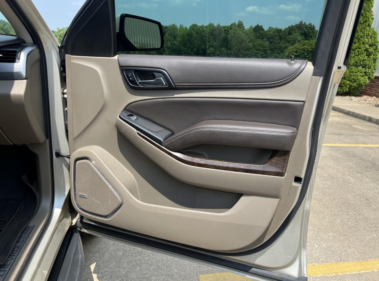 2017 GOLD /Tan Leather Chevrolet Tahoe LT 4WD (1GNSKBKC3HR) with an 5.3L V8 engine, Automatic transmission, located at 2990 Old Orchard Rd., Jackson, MO, 63755, 37.354214, -89.612106 - 2017 Chevrolet Tahoe 1500 LT 158xxx miles 4 Wheel Drive 5.3L V8 Automatic Leather 3rd Row Navigation Power/Heated Seats Rear Entertainment Backup Camera Sunroof Bluetooth Remote Start Cruise Power Windows/Locks/Mirrors We have financing available and we accept trades! Fill out a cred - Photo#19