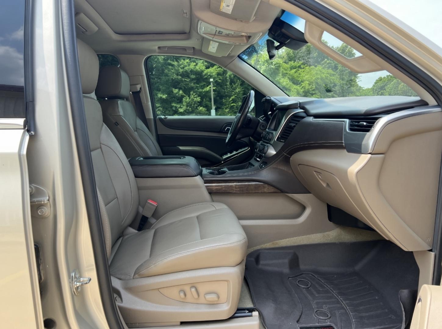 2017 GOLD /Tan Leather Chevrolet Tahoe LT 4WD (1GNSKBKC3HR) with an 5.3L V8 engine, Automatic transmission, located at 2990 Old Orchard Rd., Jackson, MO, 63755, 37.354214, -89.612106 - 2017 Chevrolet Tahoe 1500 LT 158xxx miles 4 Wheel Drive 5.3L V8 Automatic Leather 3rd Row Navigation Power/Heated Seats Rear Entertainment Backup Camera Sunroof Bluetooth Remote Start Cruise Power Windows/Locks/Mirrors We have financing available and we accept trades! Fill out a cred - Photo#20